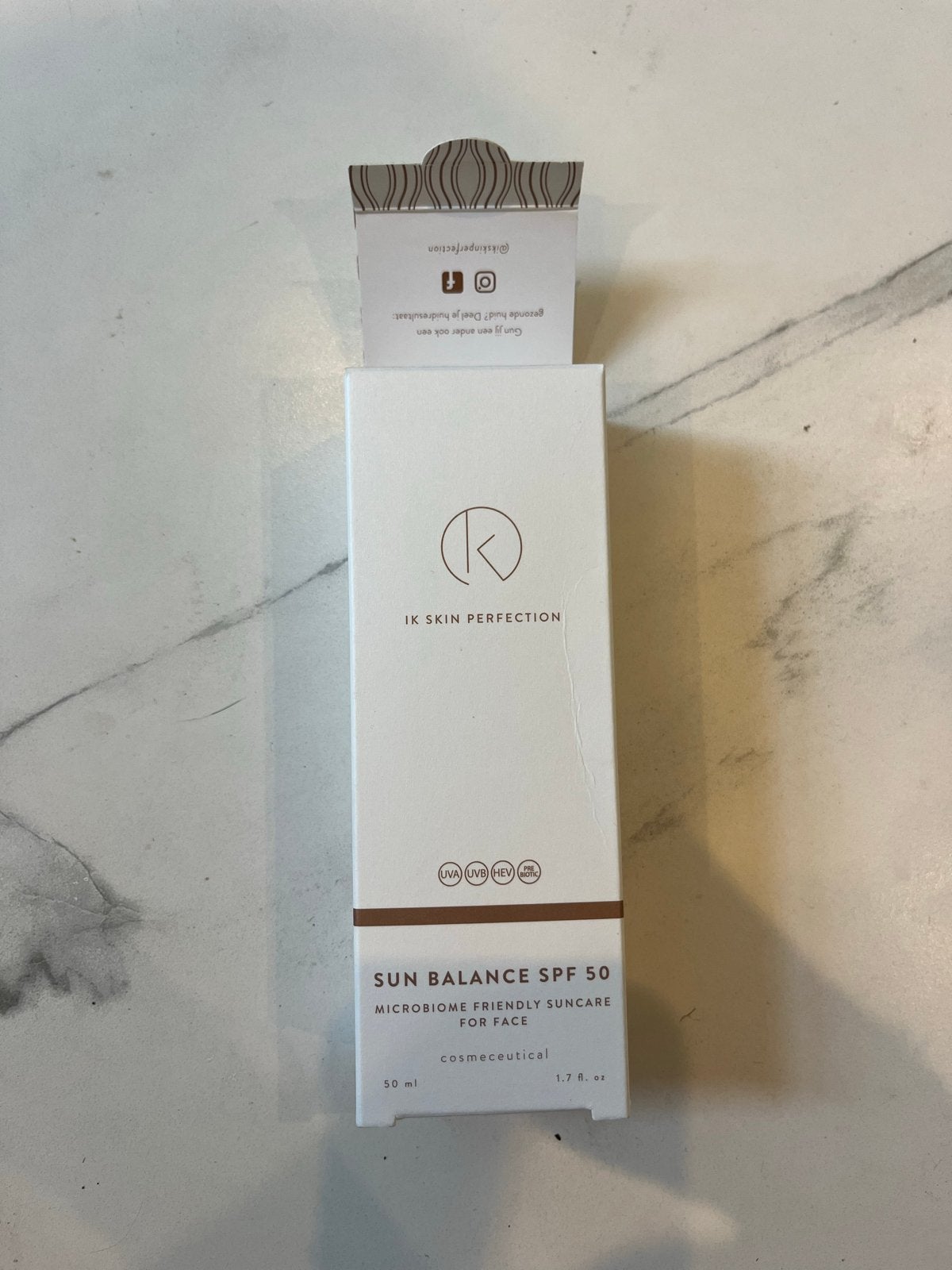 IK Skin Perfection Sun Balance SPF 50 - NIEUW, Sieraden, Tassen en Uiterlijk, Uiterlijk | Gezichtsverzorging, Ophalen of Verzenden