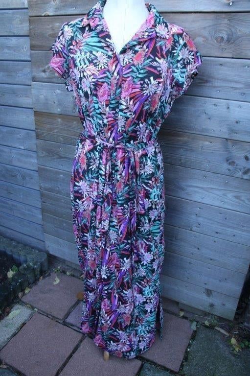 Doorknoopjurk gekleurd Femme9 mt L Maxi Vaste prijs, Overige kleuren, Verzenden, Femme9, Maat 42/44 (L)