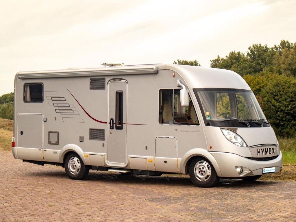Hymer B694 SL 3.0,Luxe indeling,Oven,TV, Elektrische luifel, Integraal, Ringverwarming, Fiat, Tot en met 2