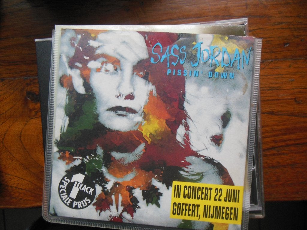 cd single pop rock muziek sass jordan pissin down, Ophalen of Verzenden, Zo goed als nieuw, Rock en Metal