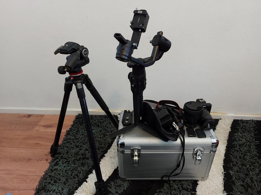 Canon EOS M50 + lenzen + DJI gimbal + statief, Canon, 20x of meer, Ophalen of Verzenden, Zo goed als nieuw