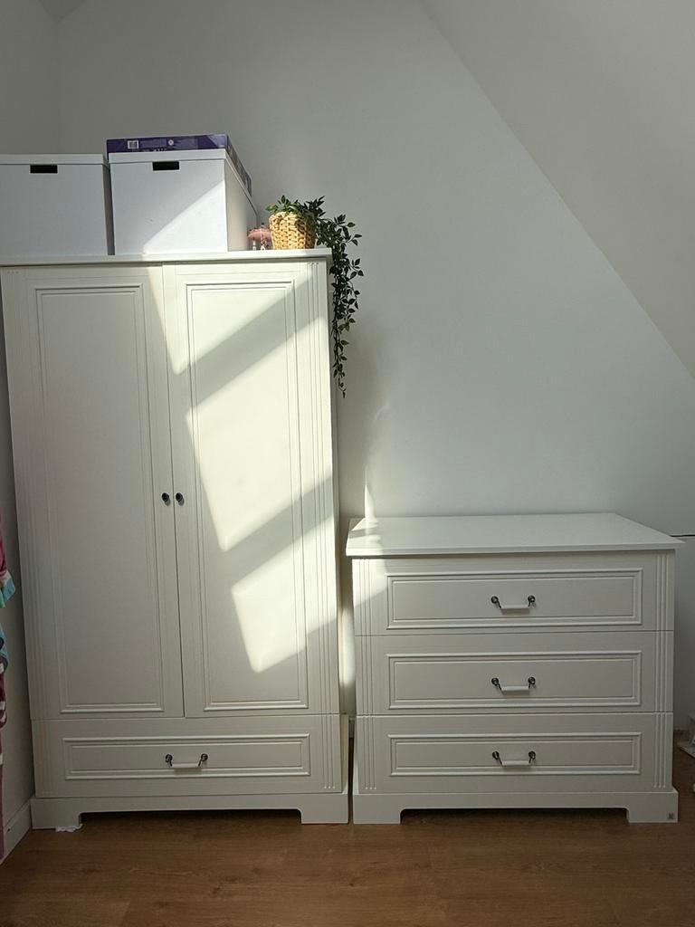 Te koop! Ines Ivory kinderkamer kasten, Kinderen en Baby's, Kinderkamer | Complete kinderkamers, Ophalen, Gebruikt, Jongetje of Meisje