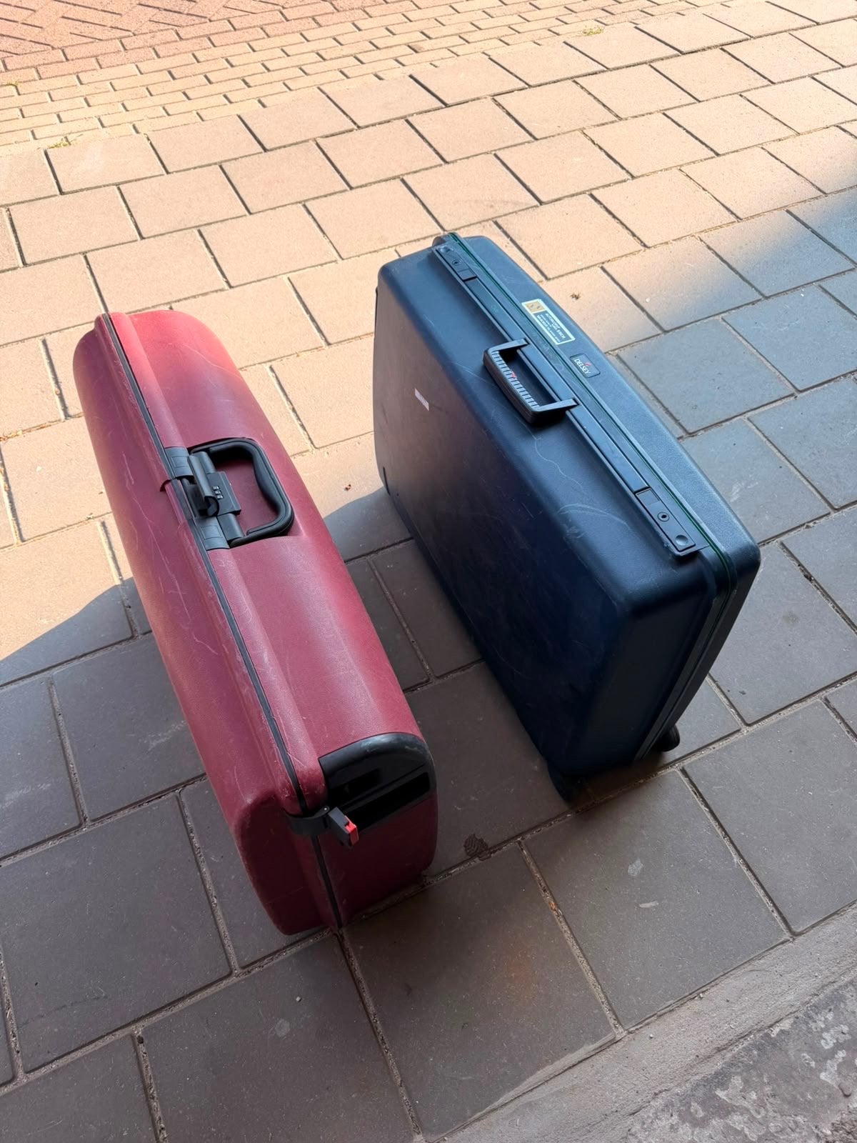 Twee stevige koffers voor muziekinstrumenten, Ophalen of Verzenden, Gebruikt, Viool of Altviool, Flightcase