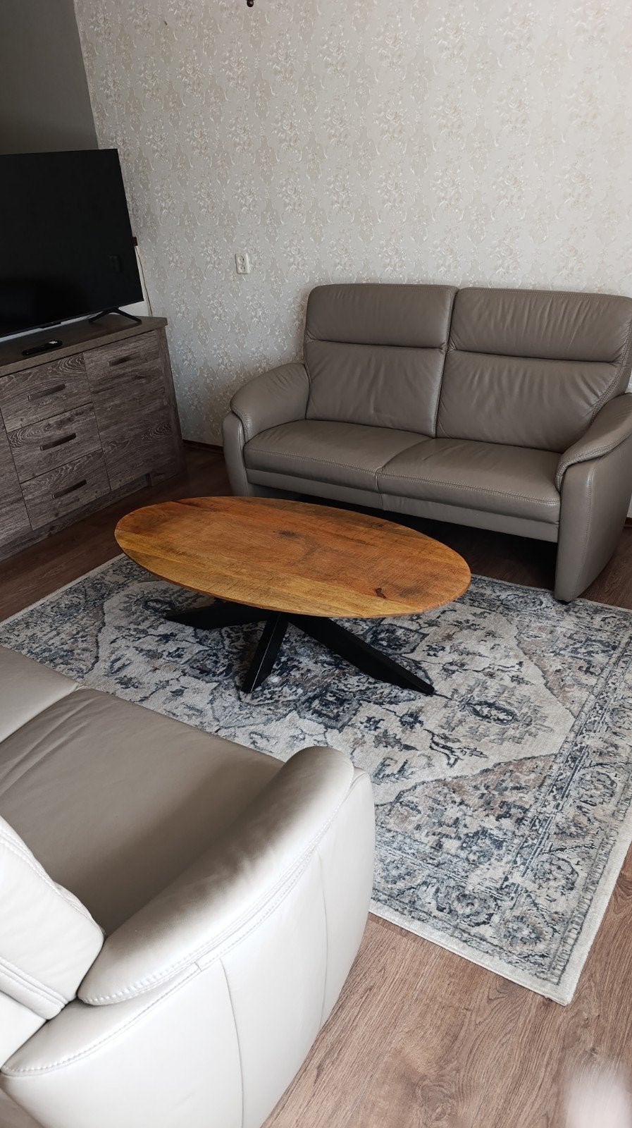 Comfortabele set 2-zits banken van leer - Zo goed als nieuw, Ophalen, 150 tot 200 cm, Tweepersoons, Zo goed als nieuw