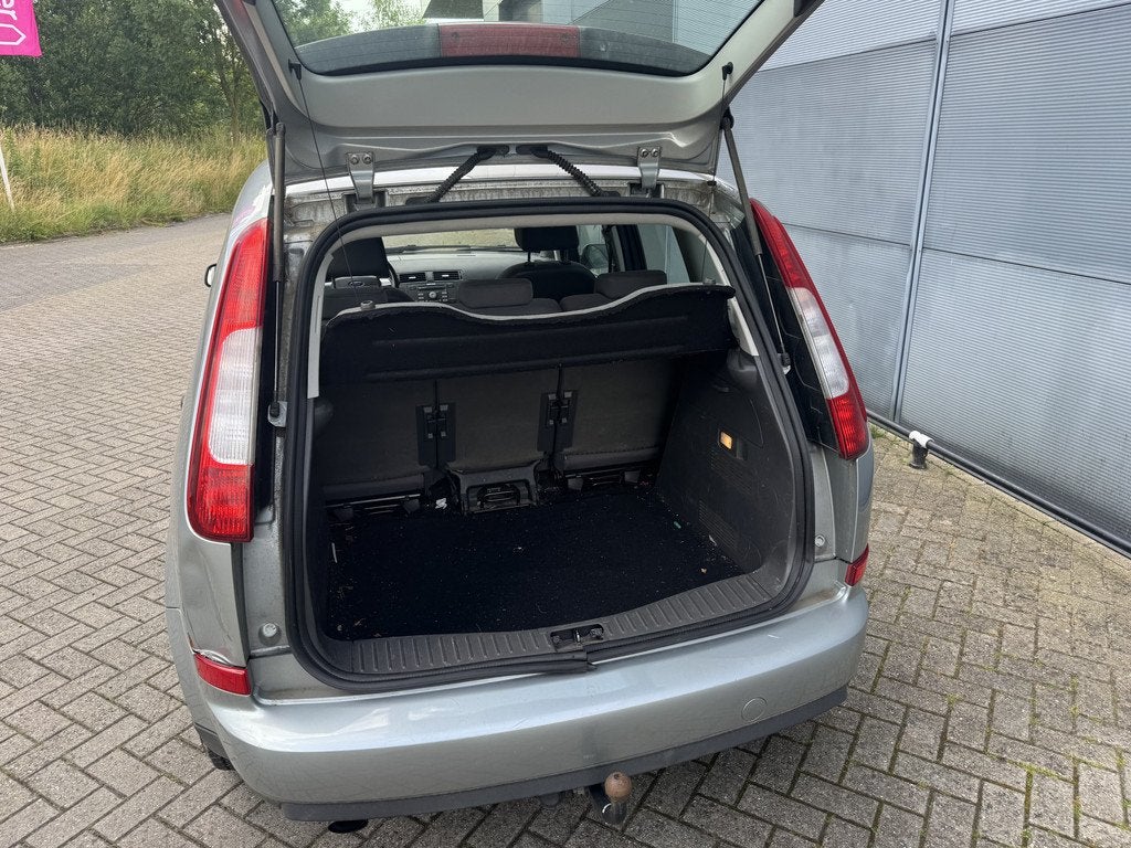 Ford Focus C-MAX 1.6-16V Champion AIRCO-TREKHAAK (bj 2005), Voorwielaandrijving, 1596 cc, 101 pk, Gebruikt