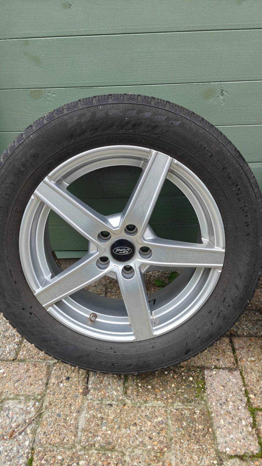 Winterbanden Ford Kuga 235/55R17 5x108 ET45, Ophalen, Gebruikt, Banden en Velgen, 17 inch