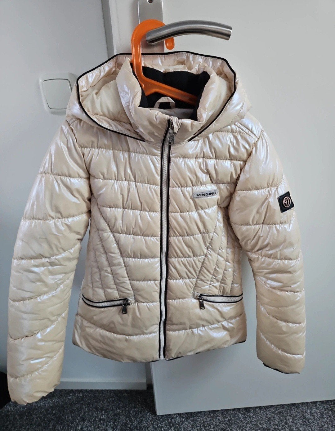 Dikke parelmoer Vingino winterjas maat 140., Gebruikt, Meisje, Ophalen of Verzenden, Vingino