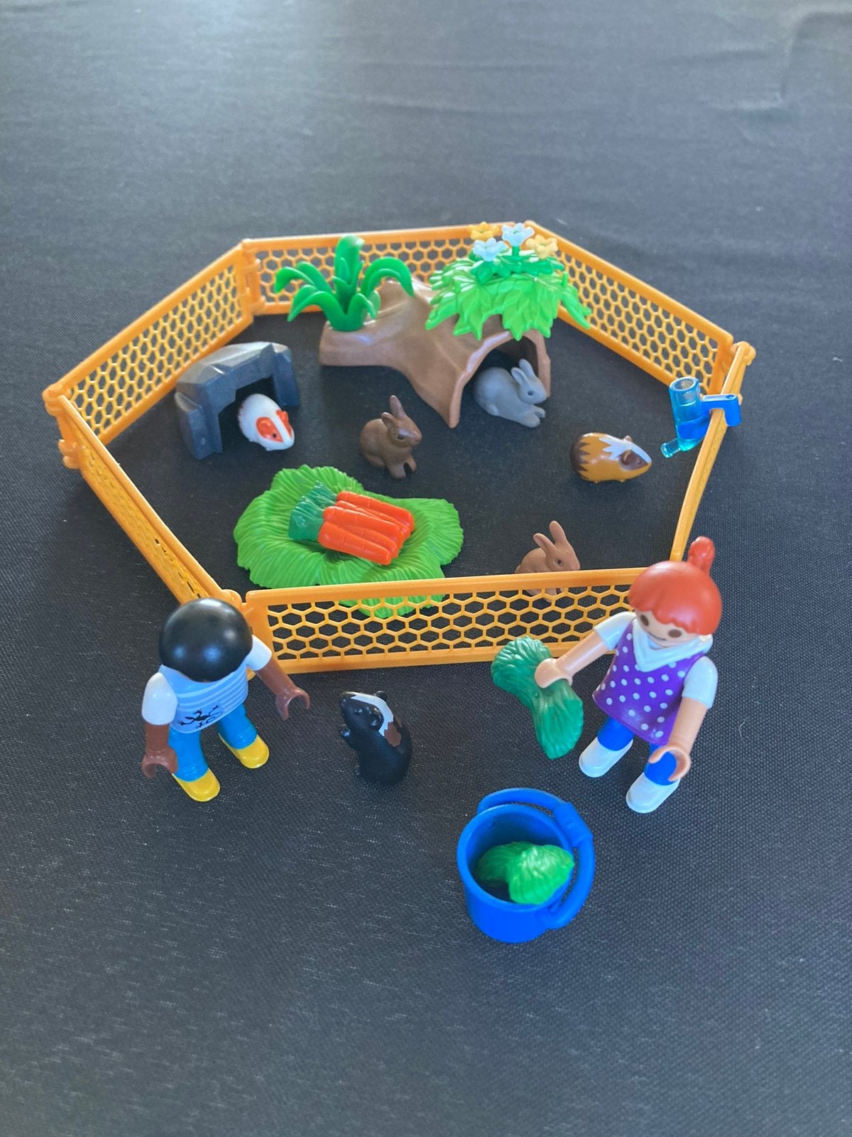 Playmobil kinderen met kleine dieren 70137, Kinderen en Baby's, Speelgoed | Playmobil, Ophalen of Verzenden, Zo goed als nieuw