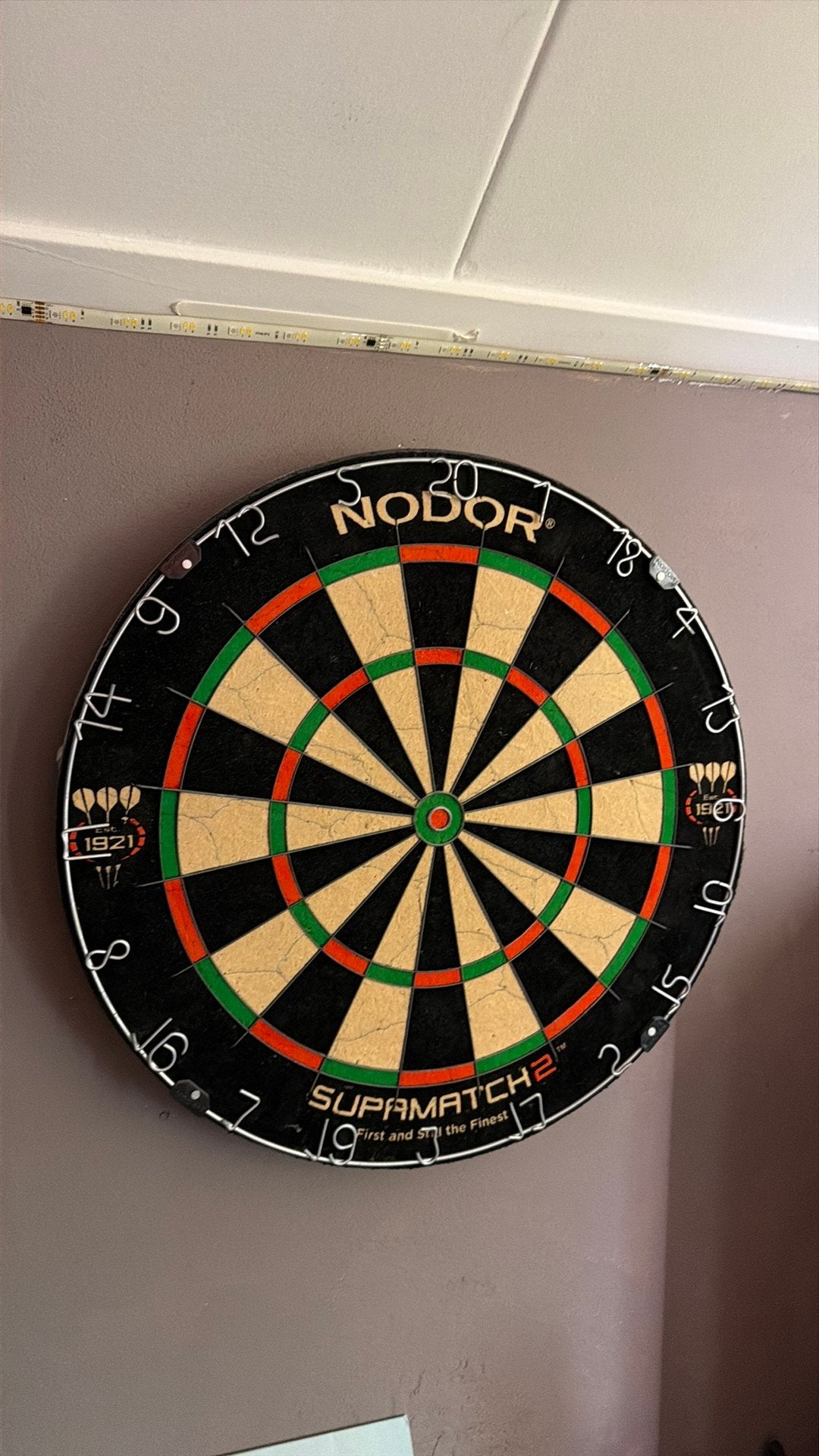 Nodor Supamatch 2, Sport en Fitness, Darts, Ophalen of Verzenden, Zo goed als nieuw, Dartbord