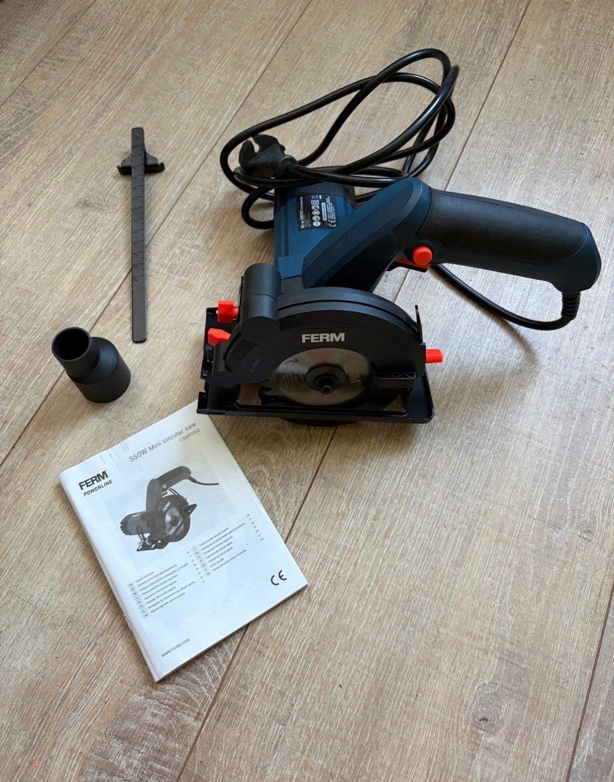 Nieuwe Ferm Powerline 550W Mini Cirkelzaag, Doe-het-zelf en Verbouw, Ophalen, Minder dan 30 mm, Cirkelzaag, Nieuw
