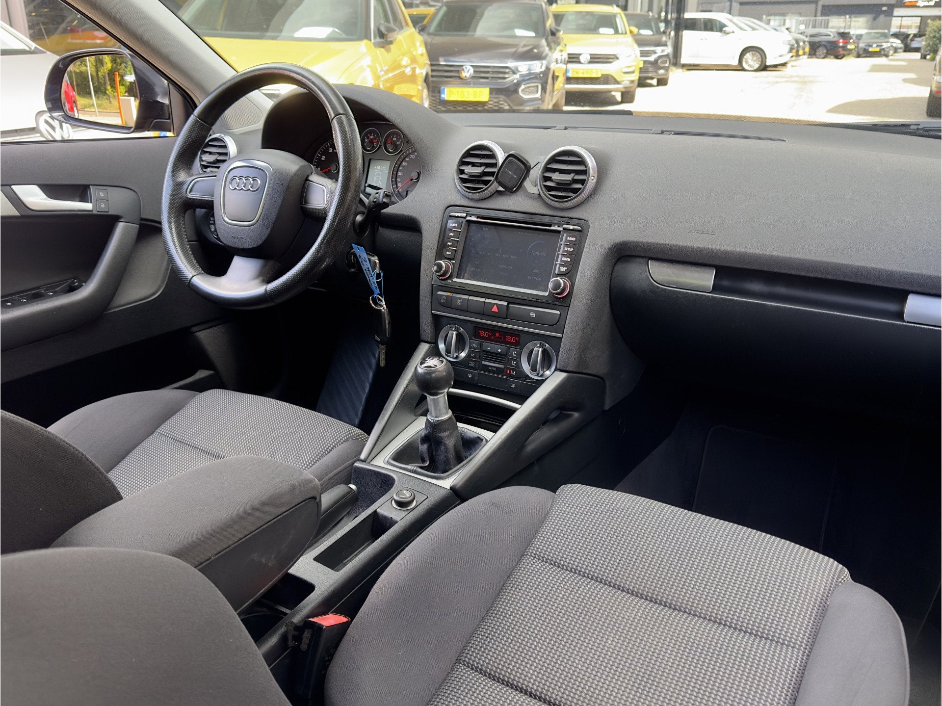 Audi A3 Sportback 1.4 TFSI AMBITION PRO-LINE 5DRS NAVI AIRCO, Auto's, Audi, Voorwielaandrijving, Euro 5, Gebruikt, 680 kg