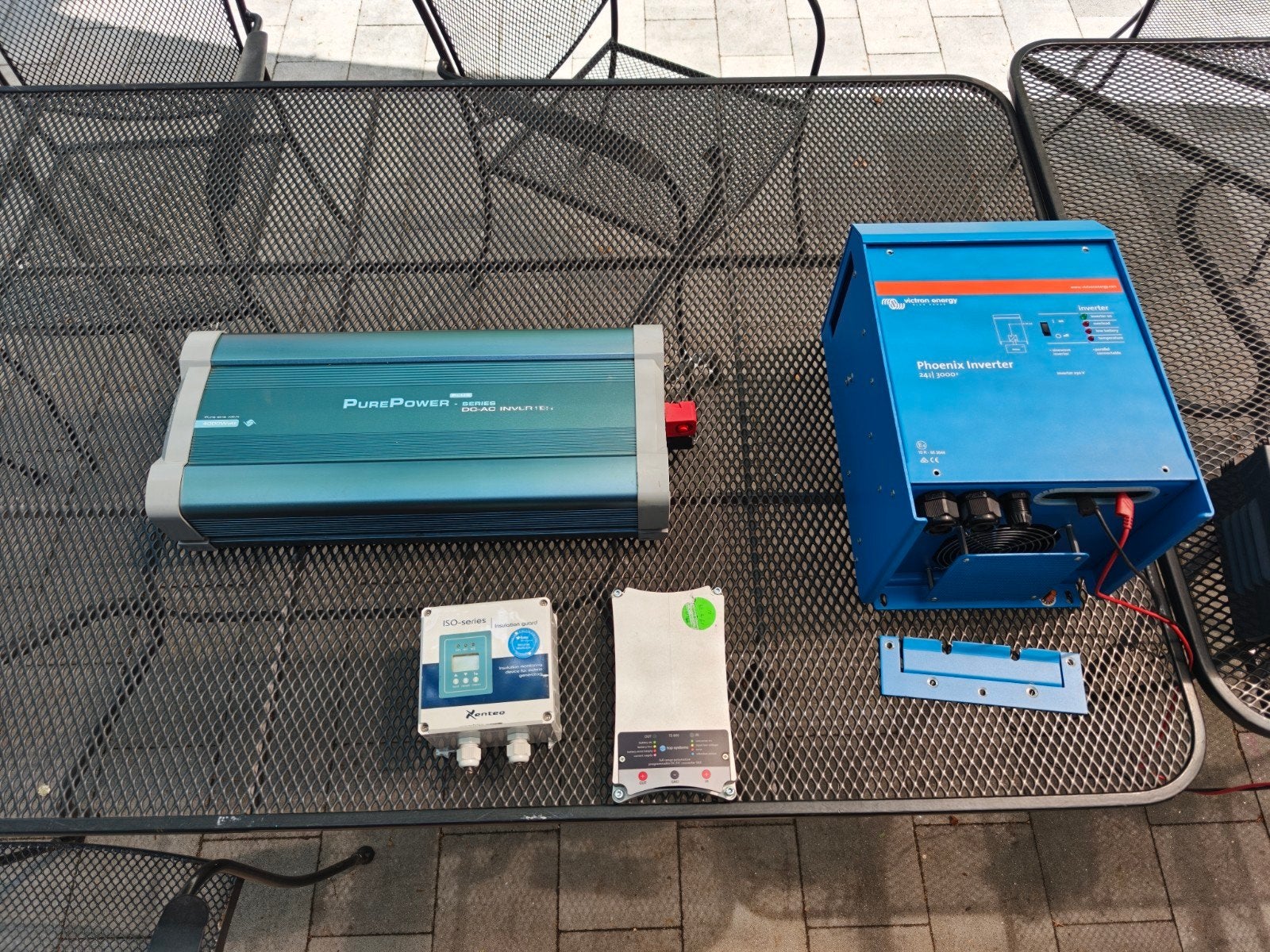 omvormers:Victron 24/3000 - pure power plus 24V 4000w, Ophalen of Verzenden, Zo goed als nieuw, Motor en Techniek, Zeilboot of Motorboot