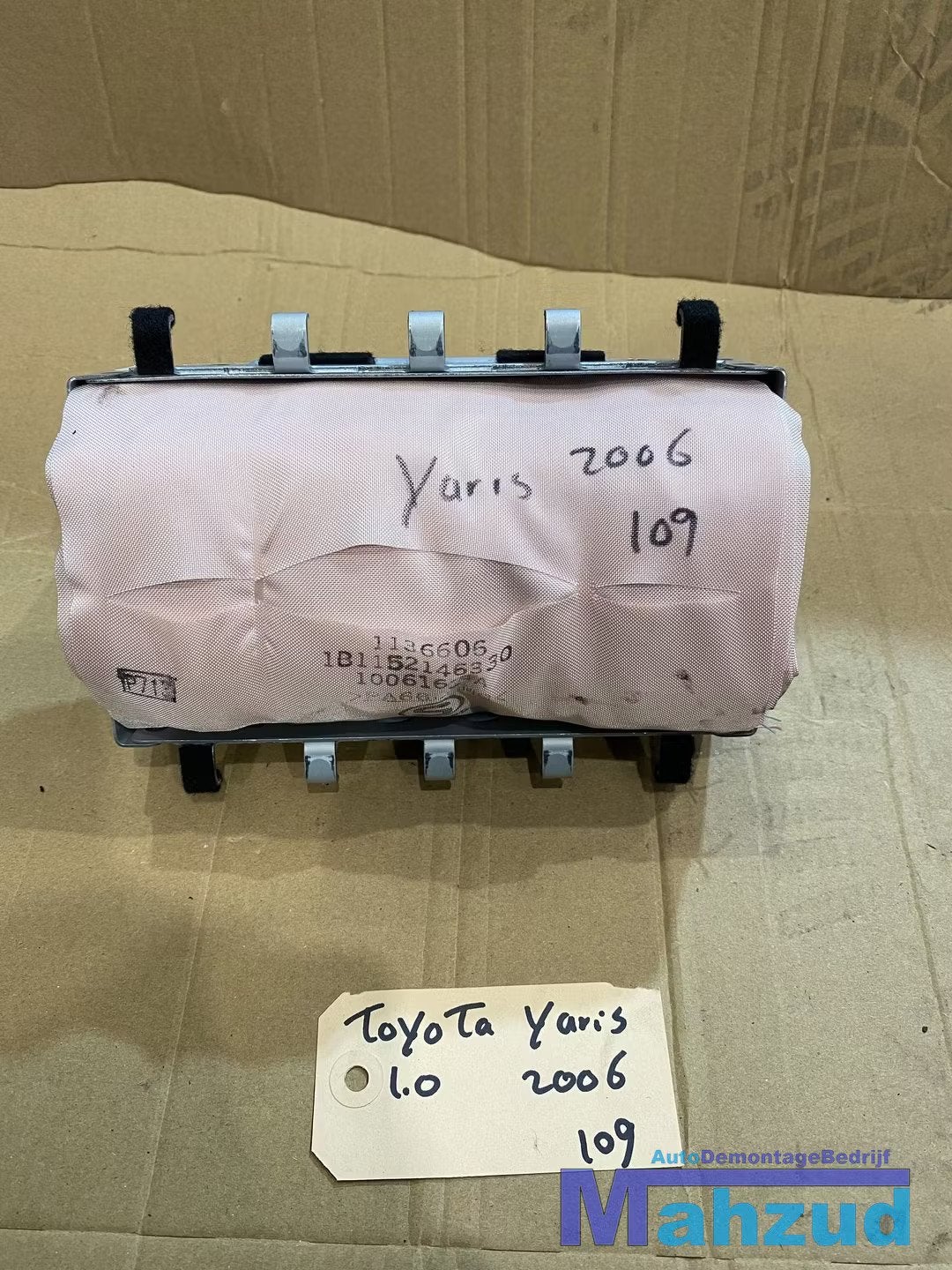 TOYOTA YARIS P9 Dashboard airbag passagiers 1136606, Info@toyota.co.jp, Gebruikt, Toyota Motor Corporation, Toyota