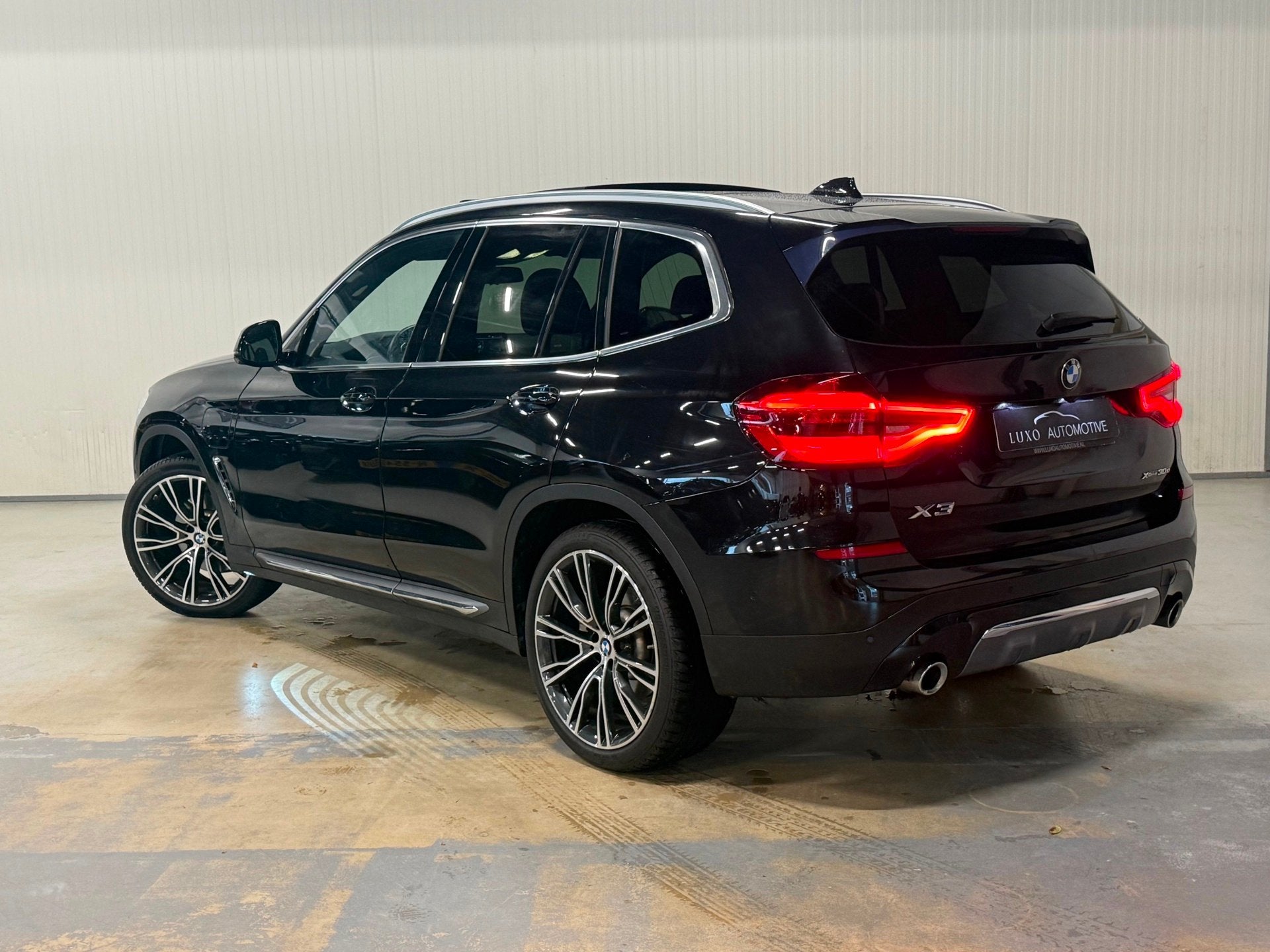 BMW X3 XDrive30e High Executive | PANO | 360 CAMERA | LEDER, Gebruikt, Euro 6, 4 cilinders, 2000 kg