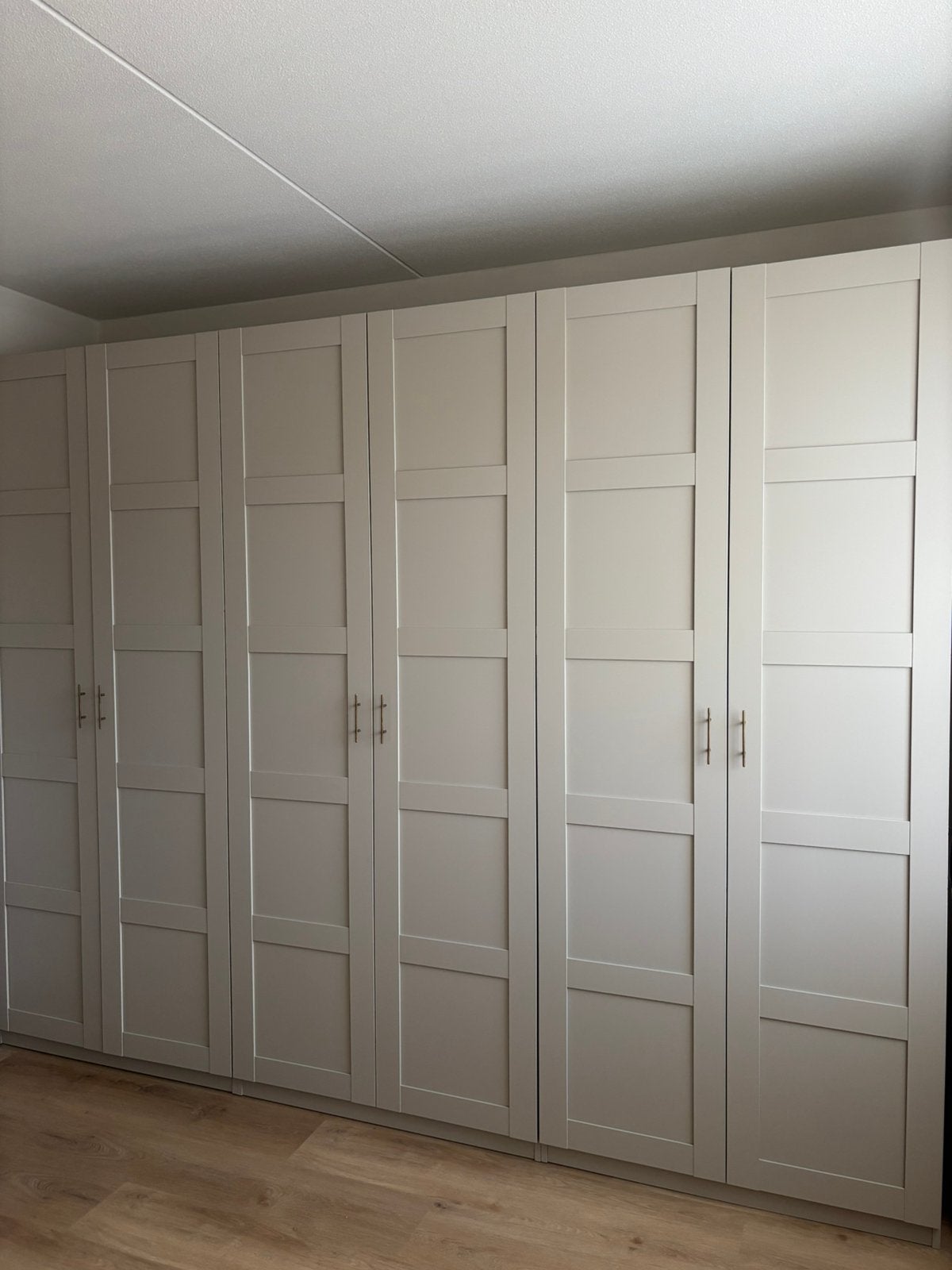 2 ongebruikte Ikea Pax deuren Bergsbo grijsbeige, Ophalen, 200 cm of meer, 50 tot 100 cm, Zo goed als nieuw