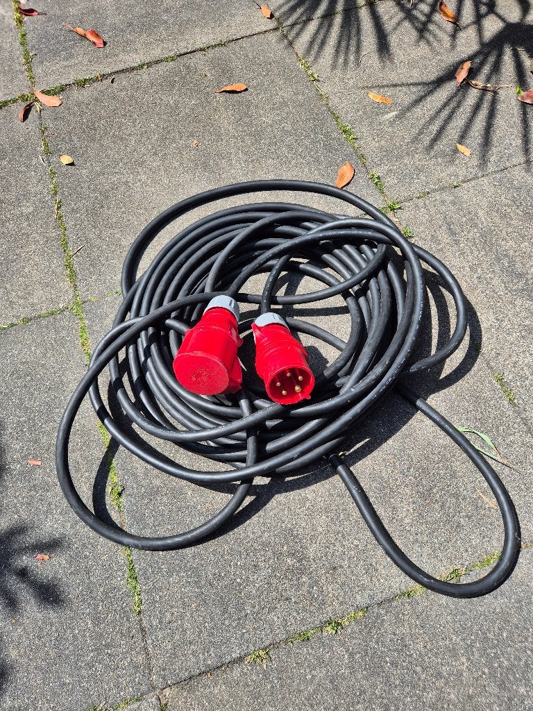 Verlengkabel 20 mtr 5-polig 16A 400V + Koppelstukken, Ophalen of Verzenden, Gebruikt, Kabel of Snoer