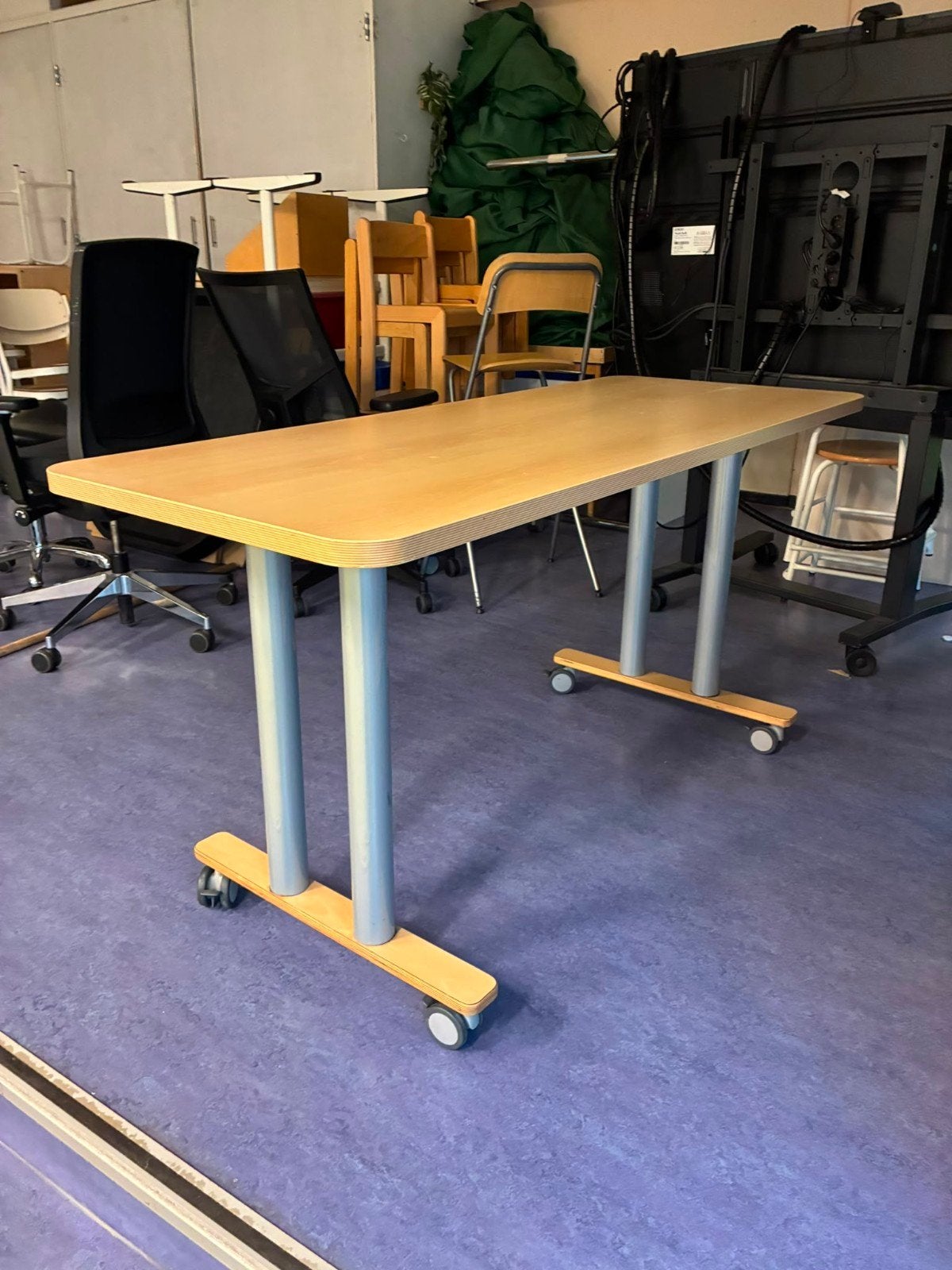verrijdbare tafel (ophalen Utrecht Overvecht), Ophalen, Gebruikt, 75 cm of meer, 60 cm of meer