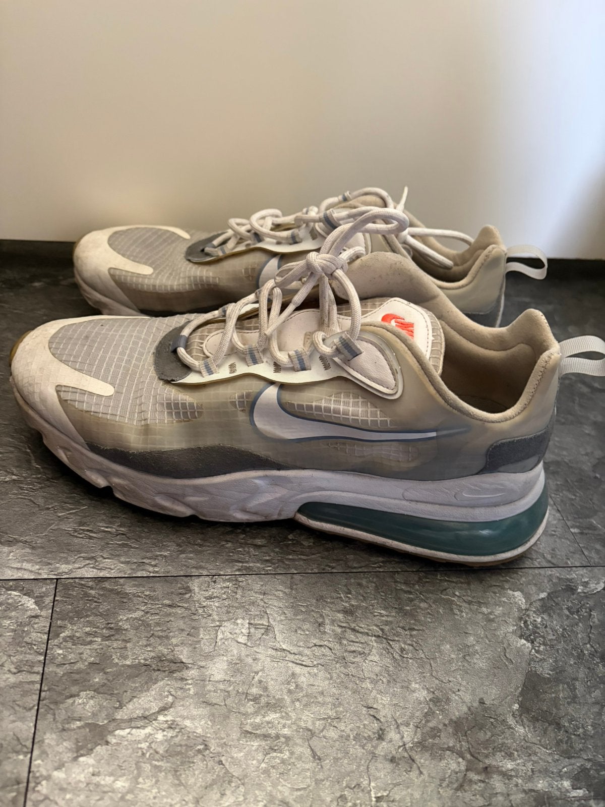 Nike heren sneakers, Sport en Fitness, Loopsport en Atletiek, Ophalen of Verzenden, Zo goed als nieuw, Hardloopschoenen, Nike