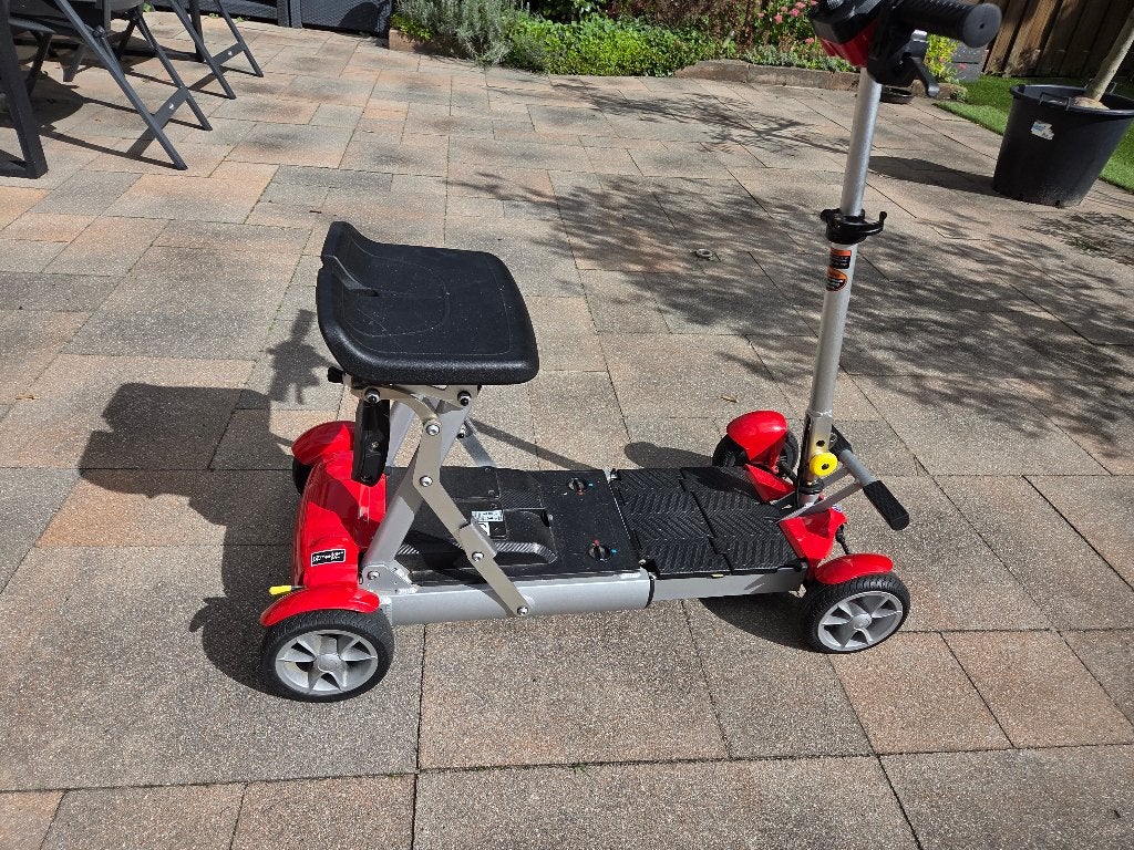 opvouwbare  scootmobiel, 10 km/u of minder, Zo goed als nieuw, 15 km of minder, Ophalen