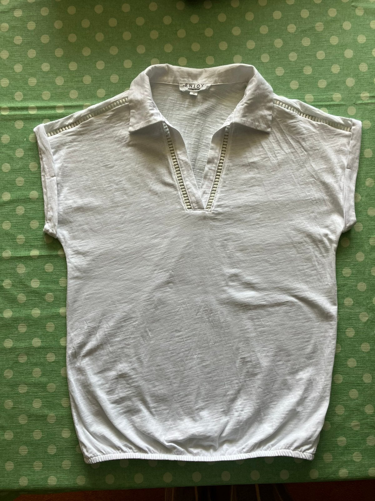 Wit shirt met kraagje 36 van Enjoy, Kleding | Dames, Wit, Ophalen of Verzenden, Zo goed als nieuw, Korte mouw