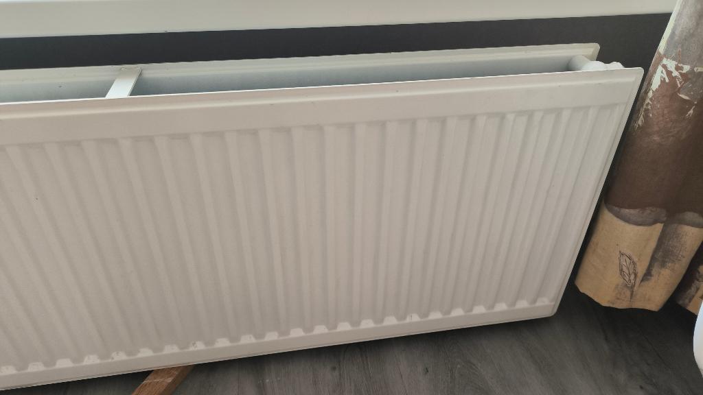 radiator 2,80 meter breed bij 0,30, Ophalen, 30 tot 80 cm, Gebruikt, Radiator