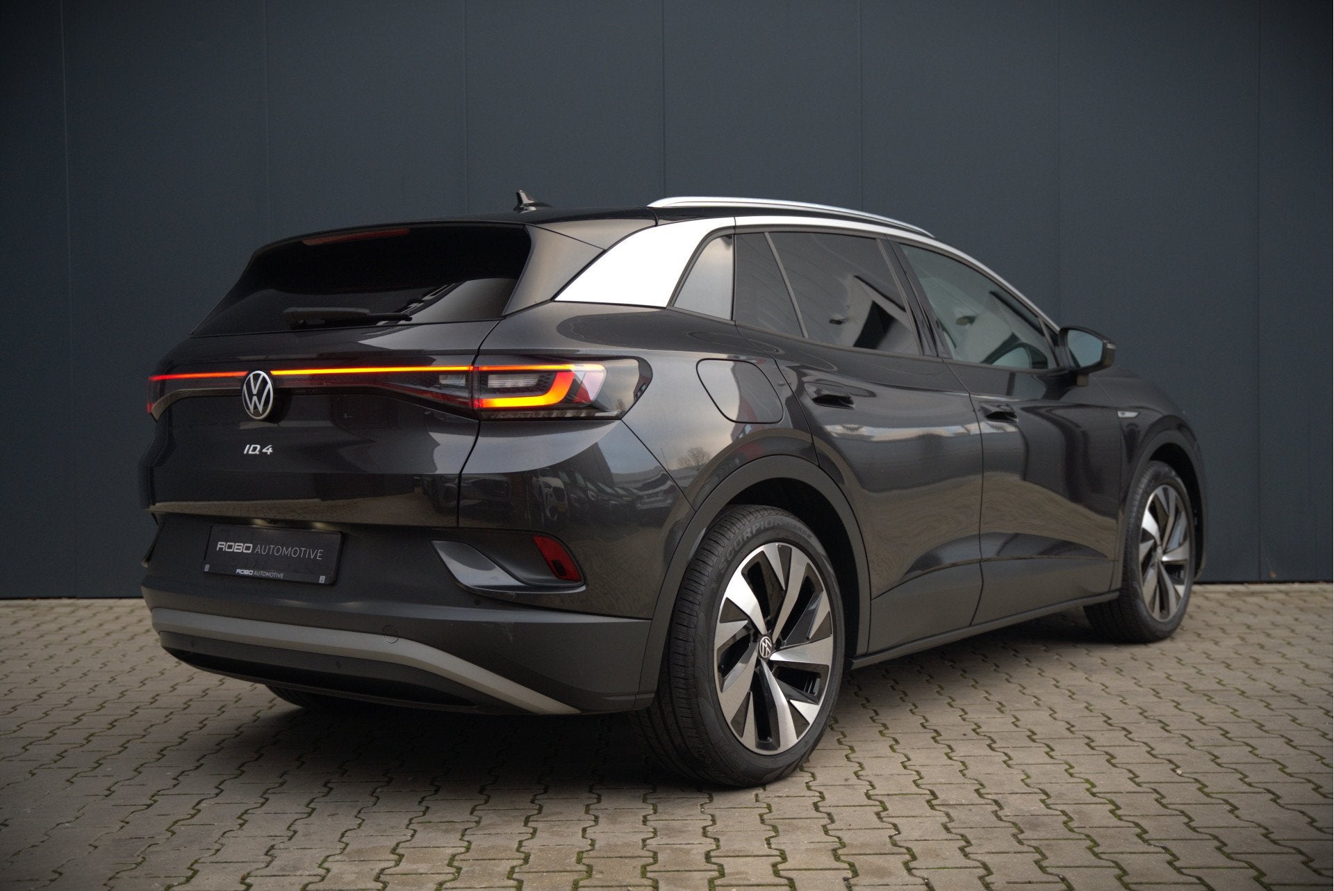 Volkswagen ID.4 First 77 kWh | Stoelverwarming | Stuurverwar, Auto's, Automaat, Achterwielaandrijving, 380 km, Origineel Nederlands