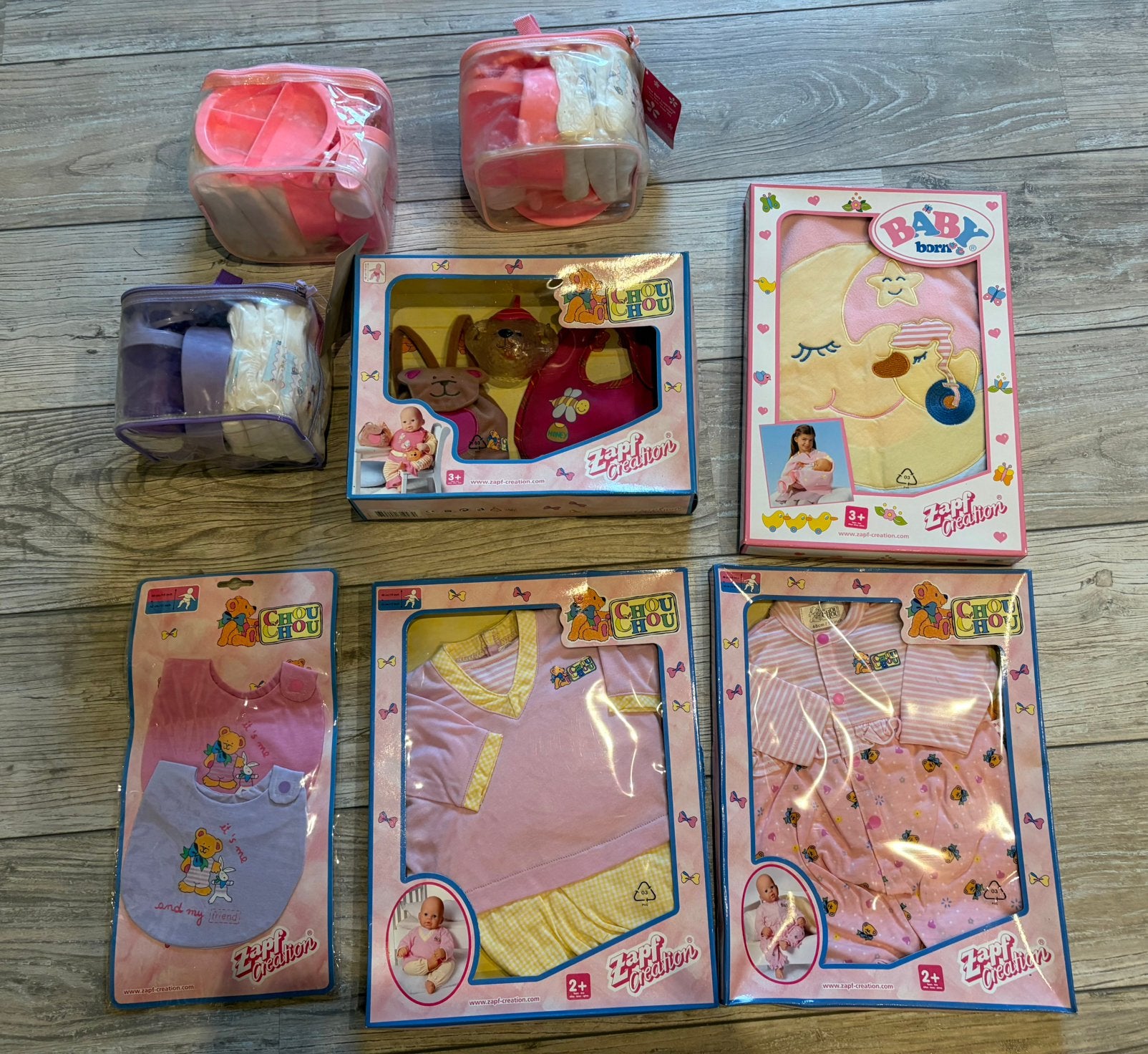 Nieuwe Setjes poppen kleding en accessoires., Kinderen en Baby's, Ophalen, Nieuw, Babypop