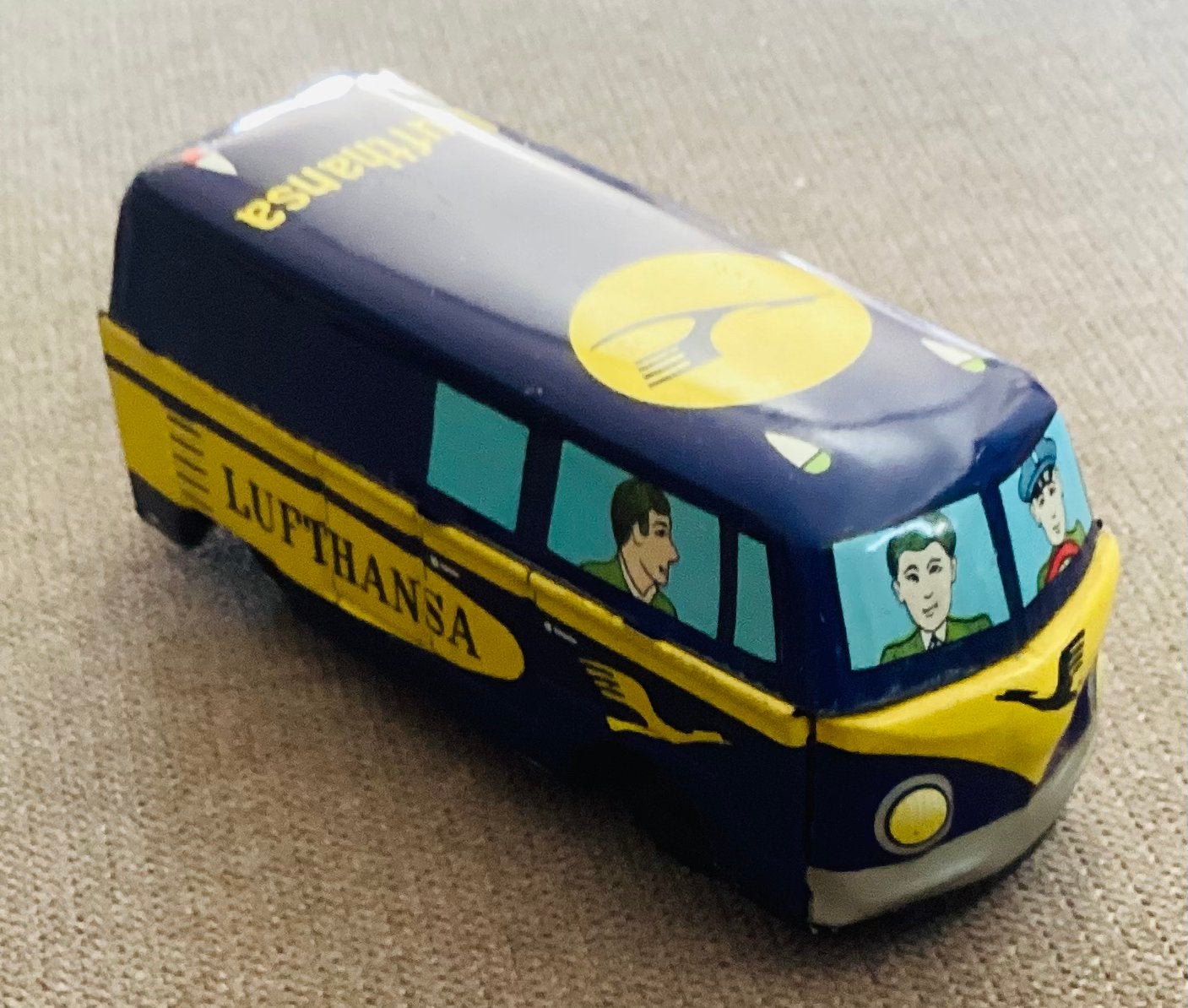 HTF Blikken Endoh Volkswagen VW Lufthansa T1 Transport bus, Antiek en Kunst, Ophalen