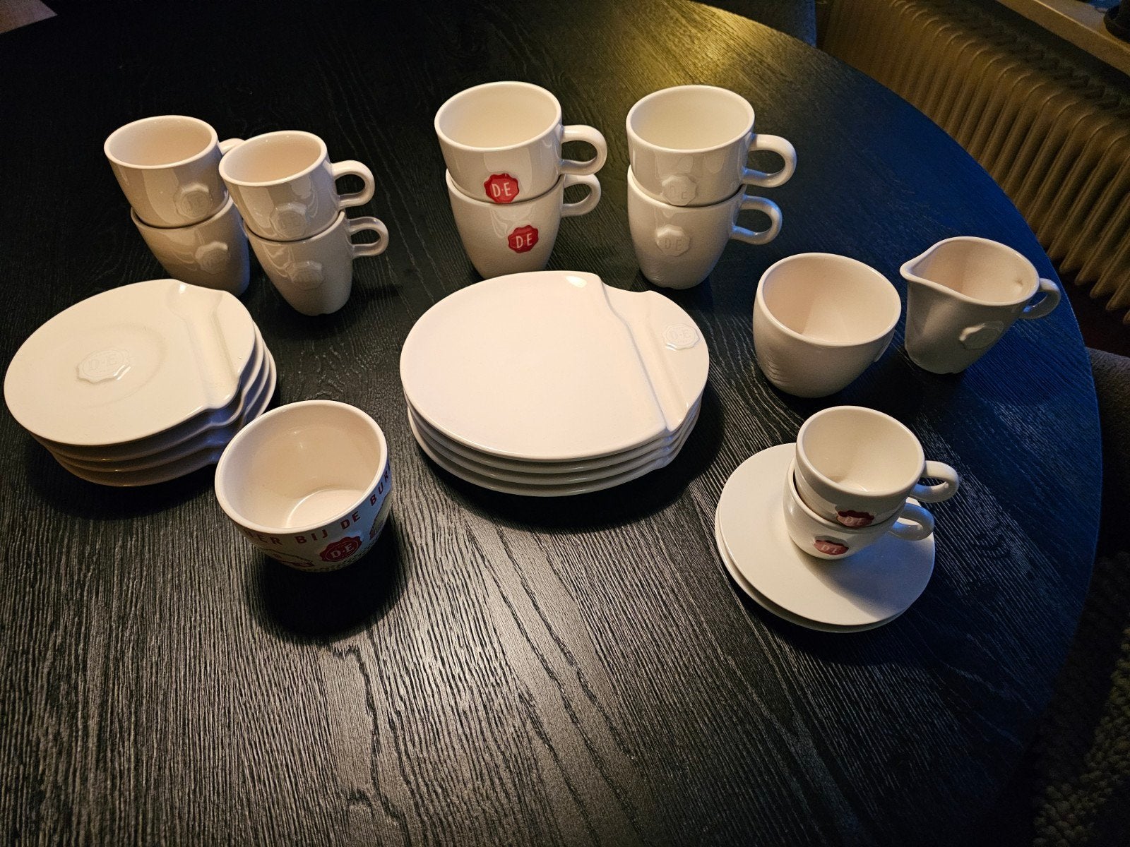 Douwe Egberts kopjes enz, Ophalen of Verzenden, Porselein, Overige stijlen, Kop(pen) en/of Schotel(s)