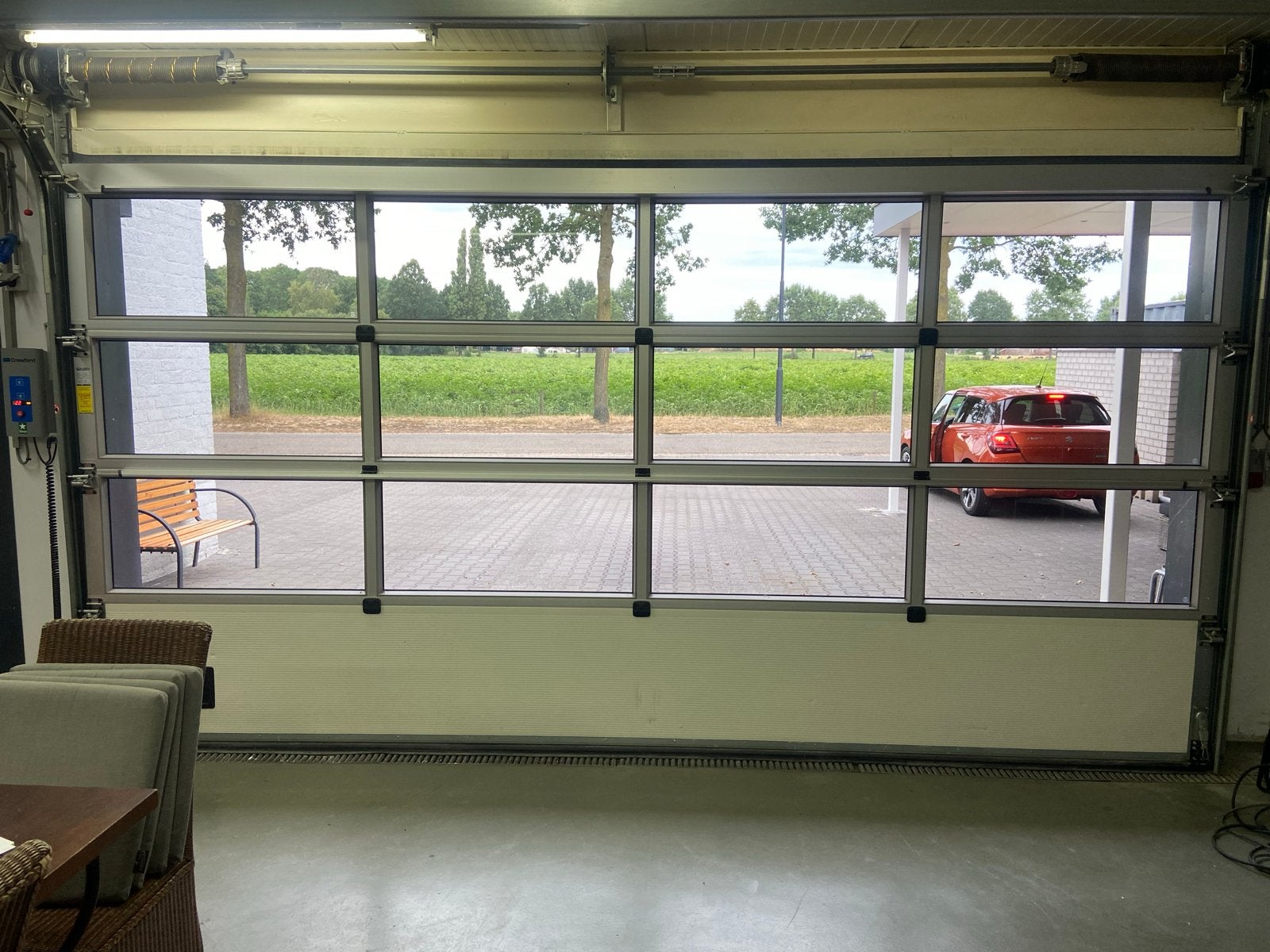 Elektrische roldeur Crawford - 2.46m x 4.77m - Zeer goede st, Ophalen, Gebruikt, Garagedeur, Glas