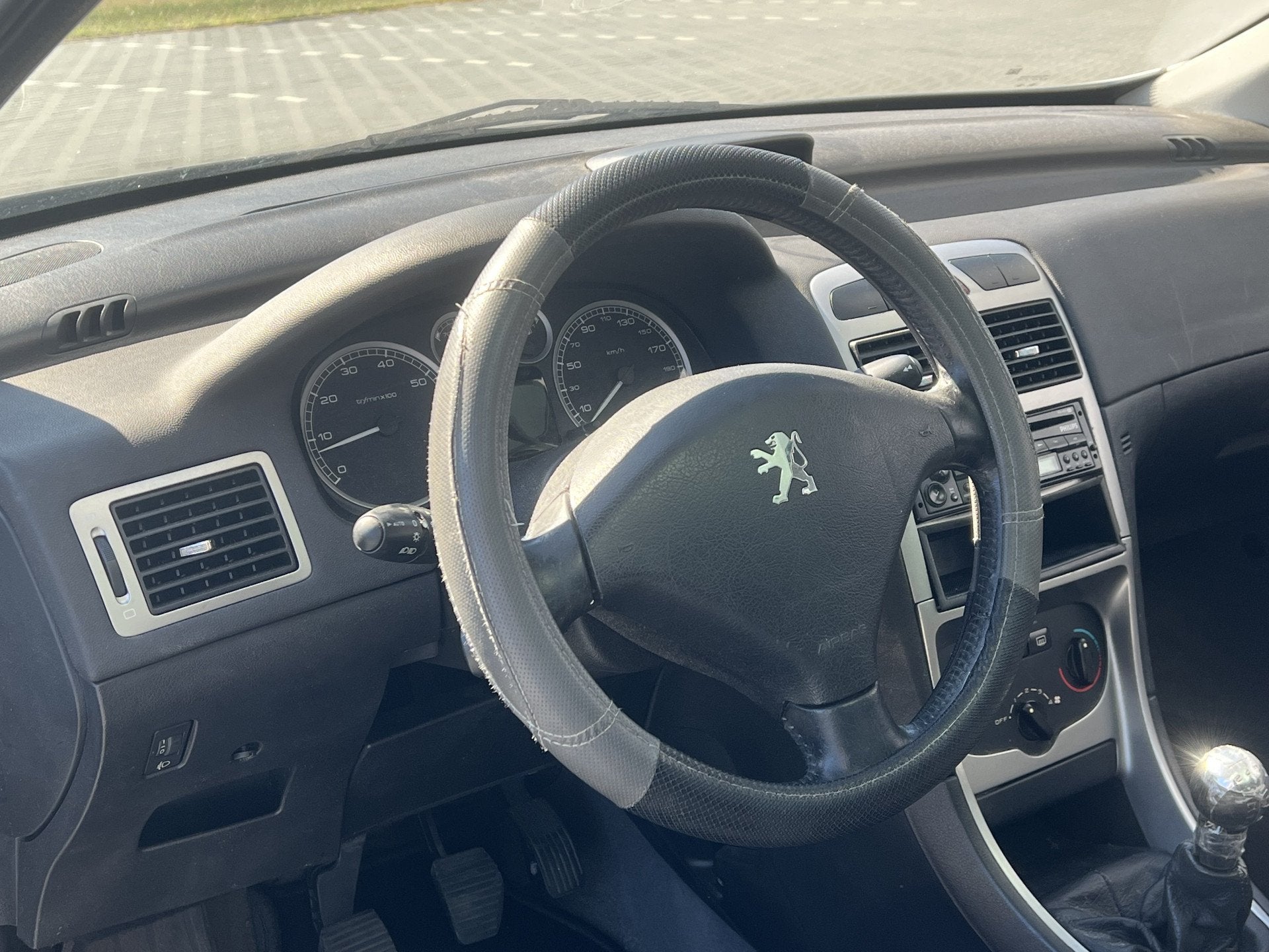 Peugeot 307 SW 2.0 16V | Airco | Cruise | Trekhaak, Auto's, Voorwielaandrijving, 1330 kg, Gebruikt, Zwart