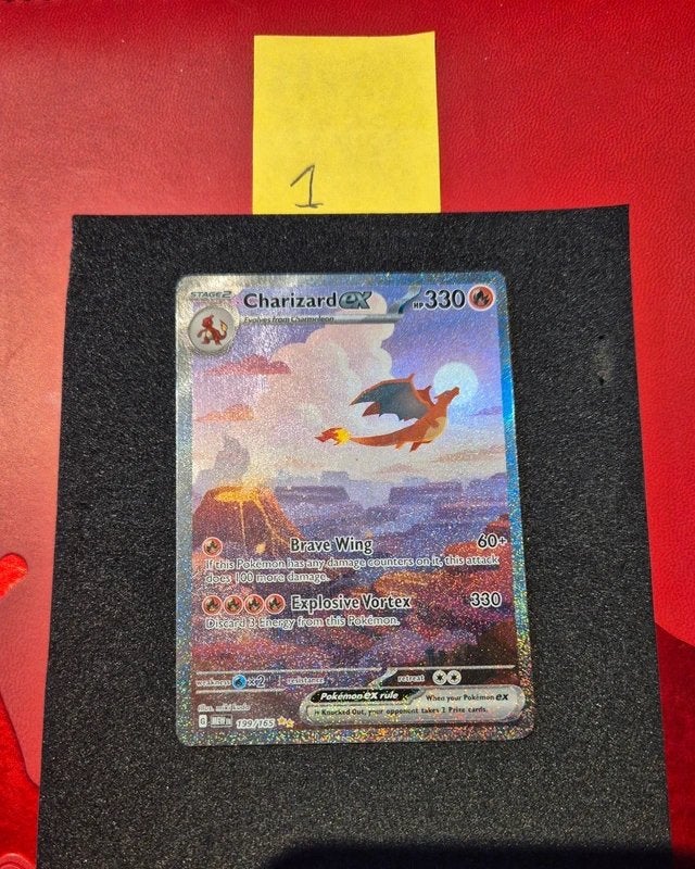Charizard 199/165 MEW151, Ophalen of Verzenden, Gebruikt