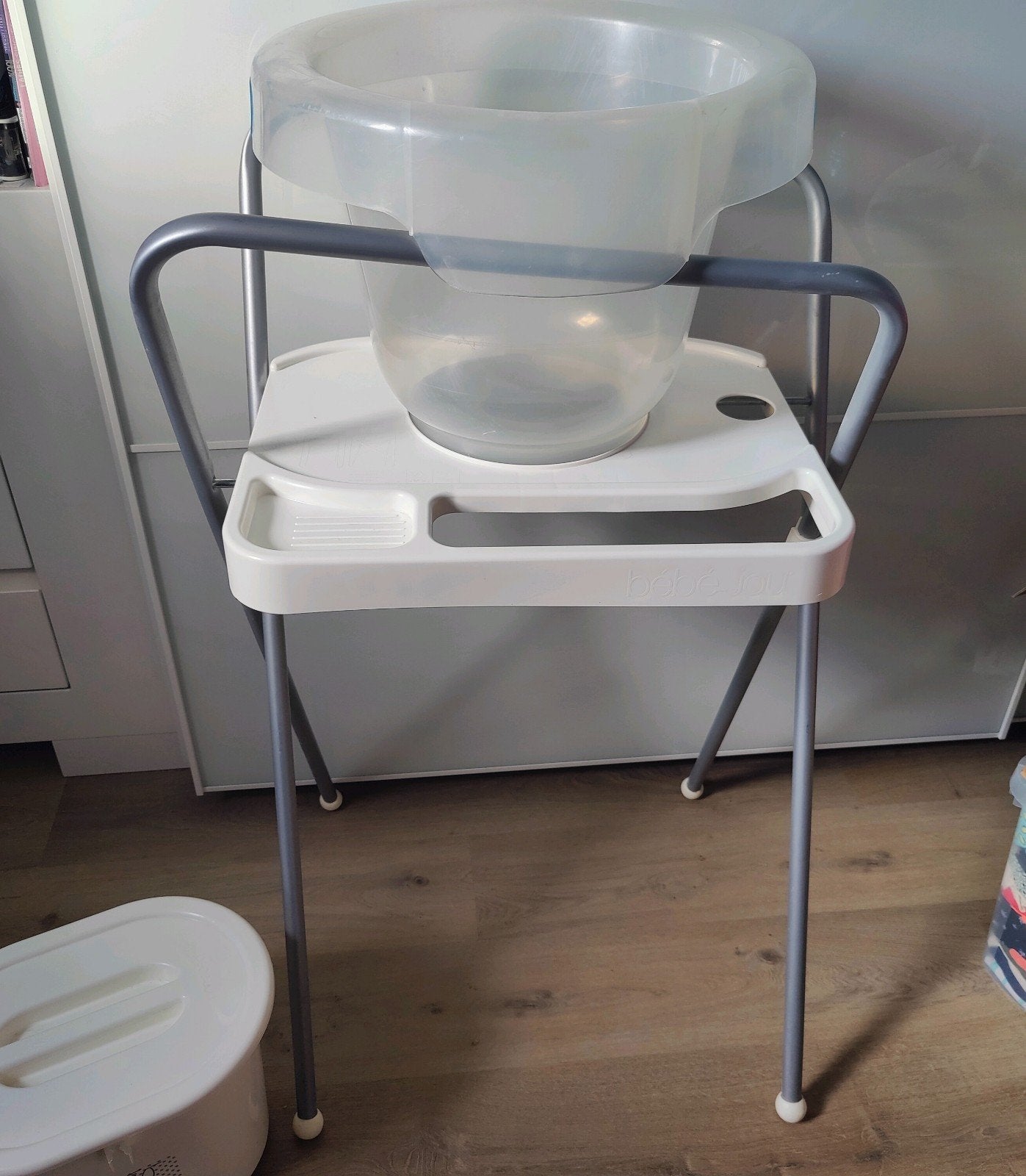 tummy tub met standaard en luieremmer, Ophalen, Gebruikt, Tummy Tub, Bébé-jou