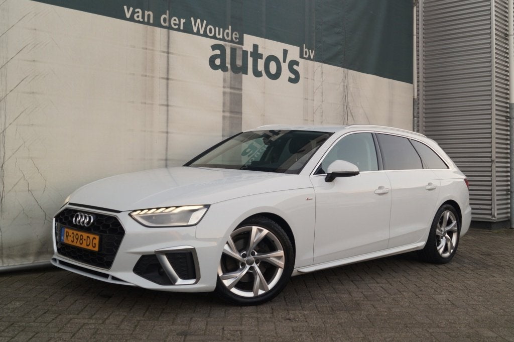 Audi A4 Avant 35 TFSI 150pk Automaat S-LINE Sport Edition, Auto's, Gebruikt, Euro 6, 4 cilinders, A4