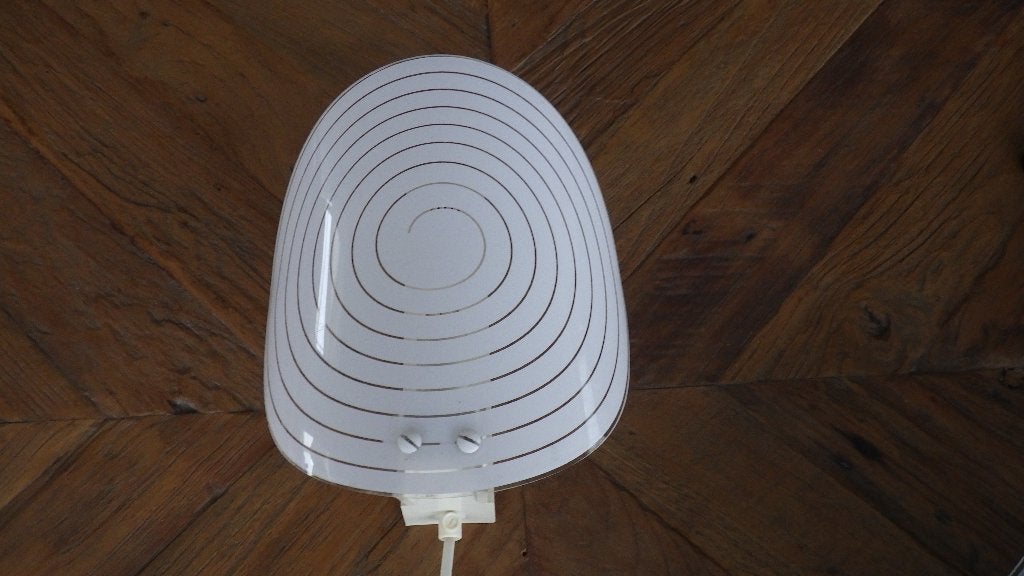 mooie wandlamp met kunststof kap (Massive), Ophalen of Verzenden, Gebruikt, Kunststof