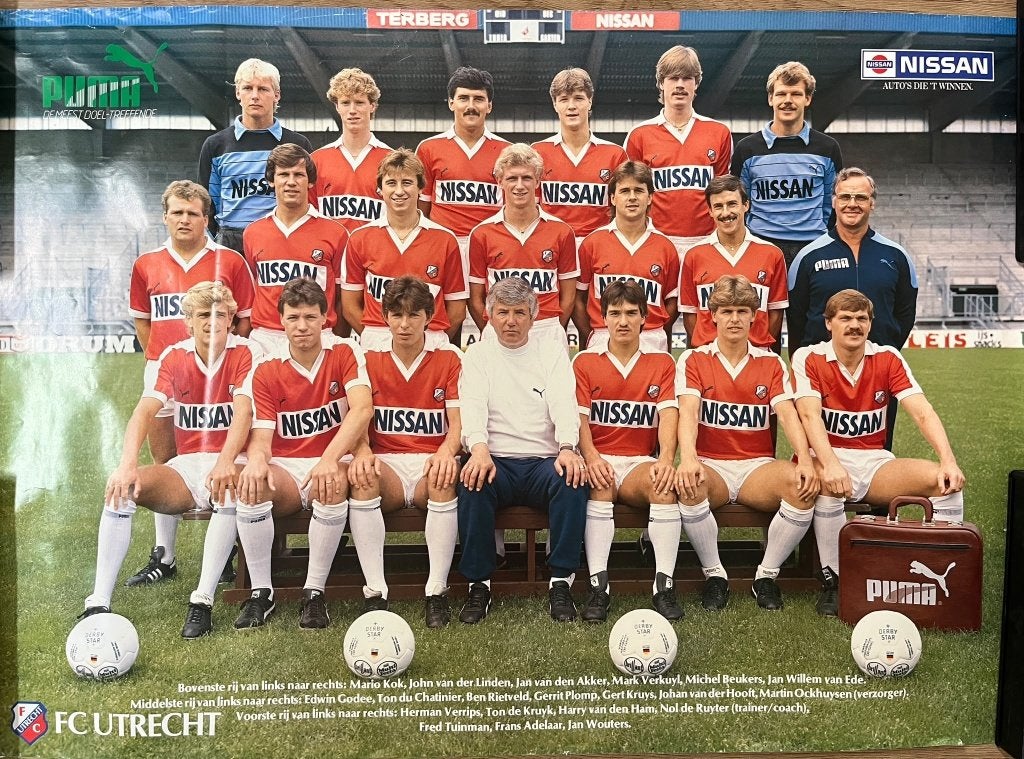 FC Utrecht elftalfoto 1985-1986 - Originele poster, Ophalen of Verzenden, Gebruikt, F.C. Utrecht, Poster, Plaatje of Sticker