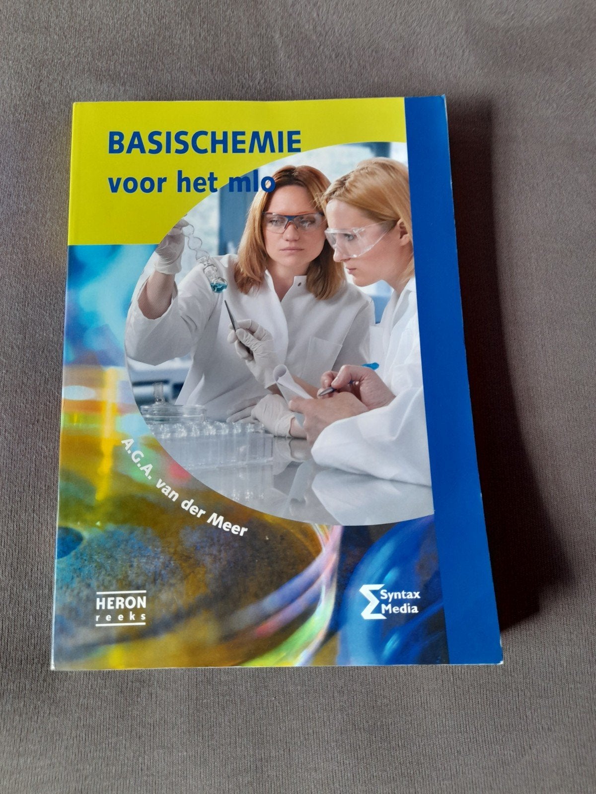 Basischemie voor het MLO - A.G.A. van der Meer, Boeken, Ophalen, A.G.A. van der Meer, Zo goed als nieuw, MBO