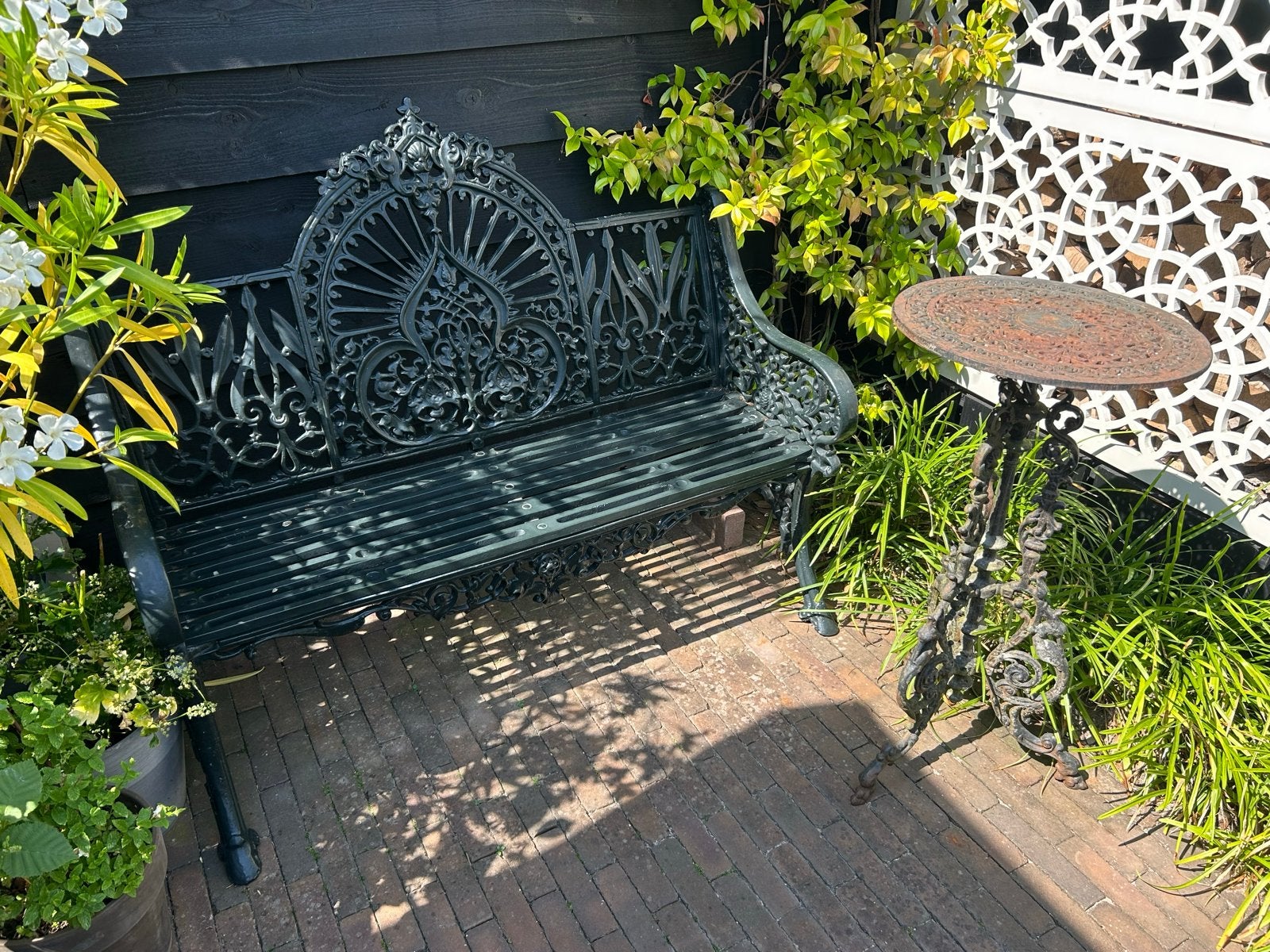 Antieke gietijzeren tuinbank en tafel set, Ophalen