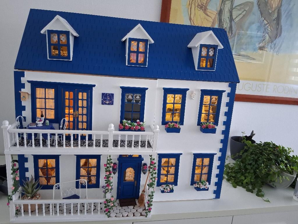 Poppenhuis, Verzamelen, Poppenhuizen en Toebehoren, Ophalen, Zo goed als nieuw, Poppenhuis