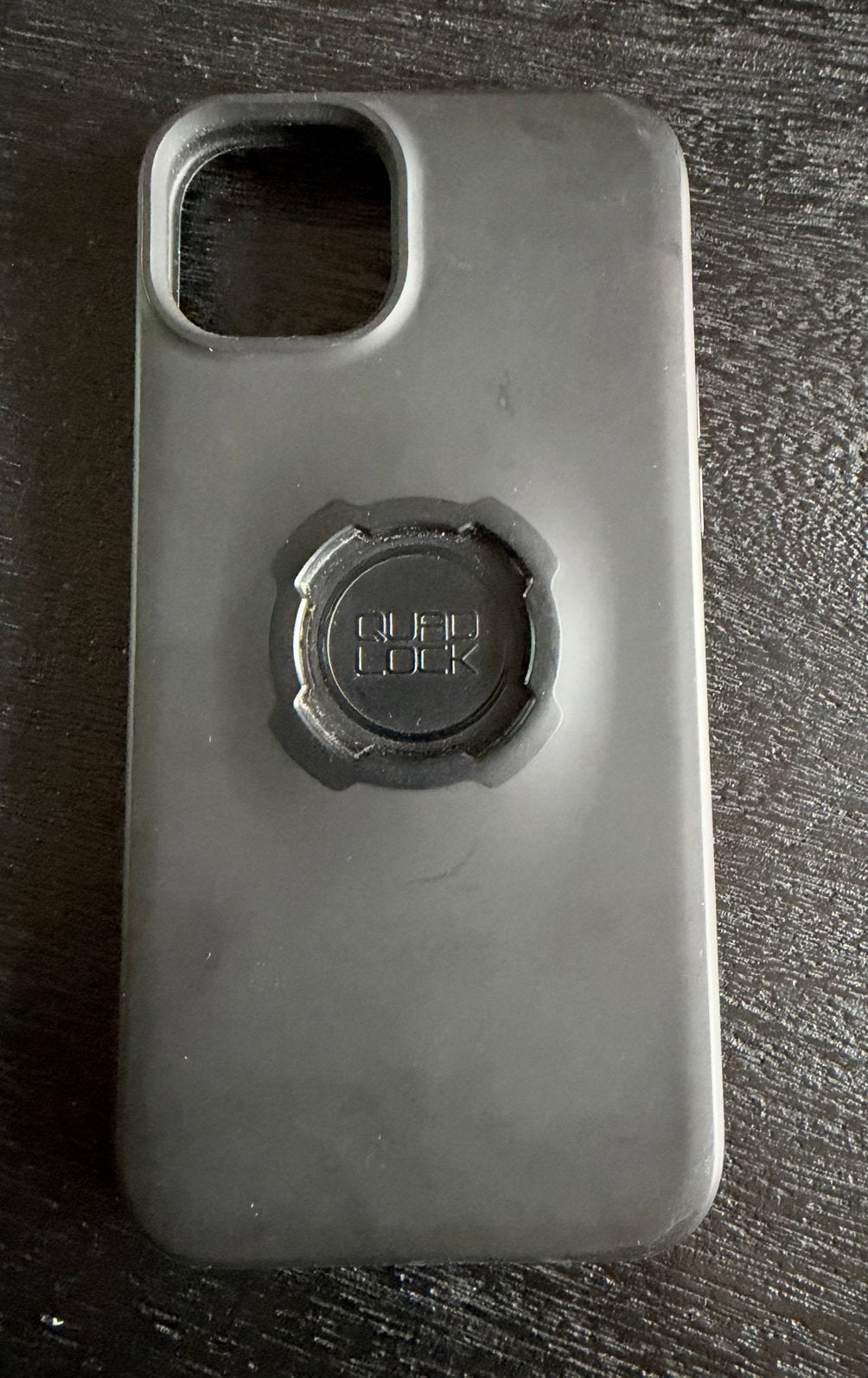 Te koop aangeboden. Quad Lock case voor Iphone 15 Plus, Telecommunicatie, Ophalen, Zwart, Quad Lock, Zo goed als nieuw