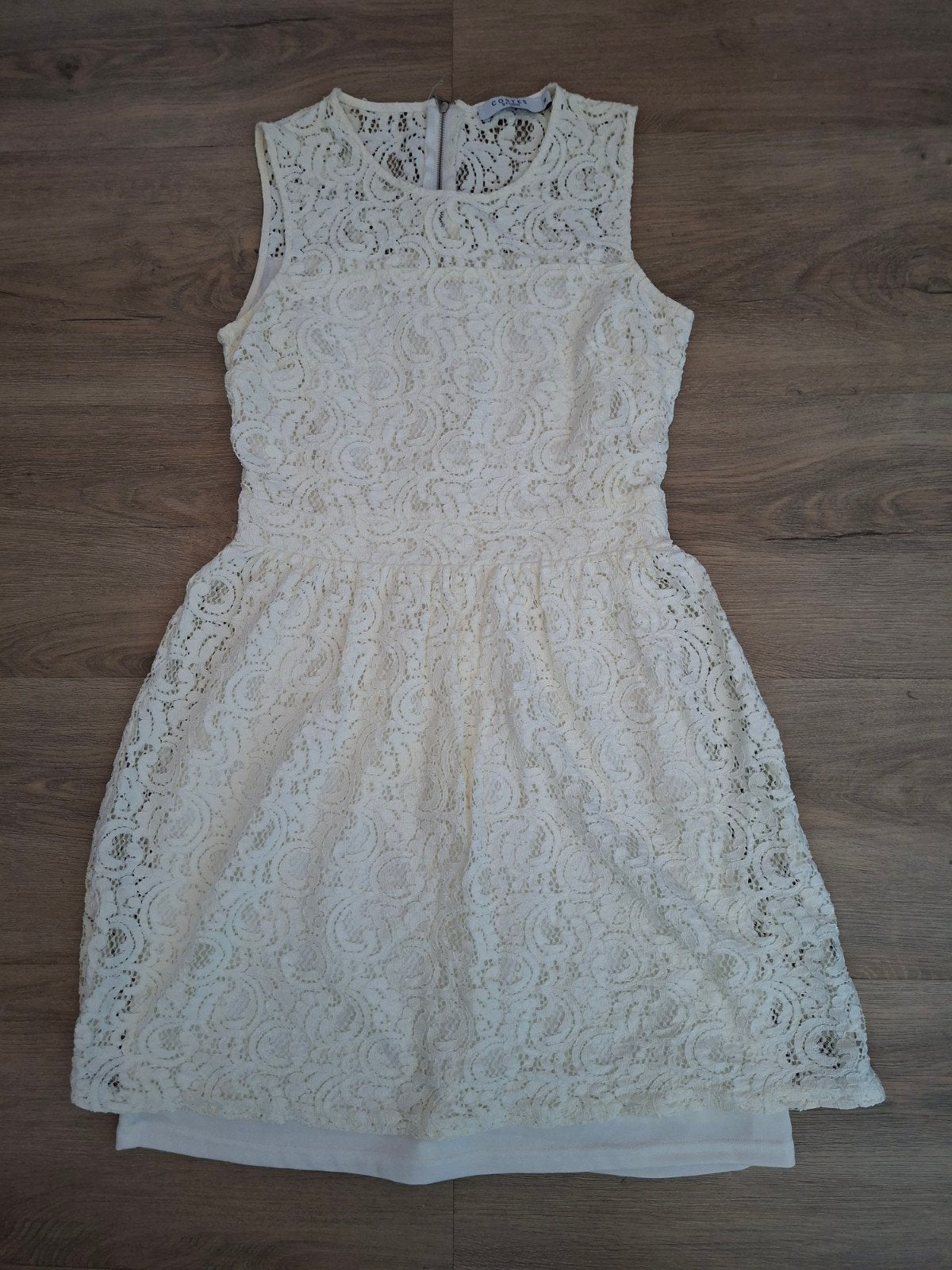 Costes mouwloos zomerjurkje, z.g.a.n. maat 38, Kleding | Dames, Jurken, Zo goed als nieuw, Maat 38/40 (M), Wit, Boven de knie