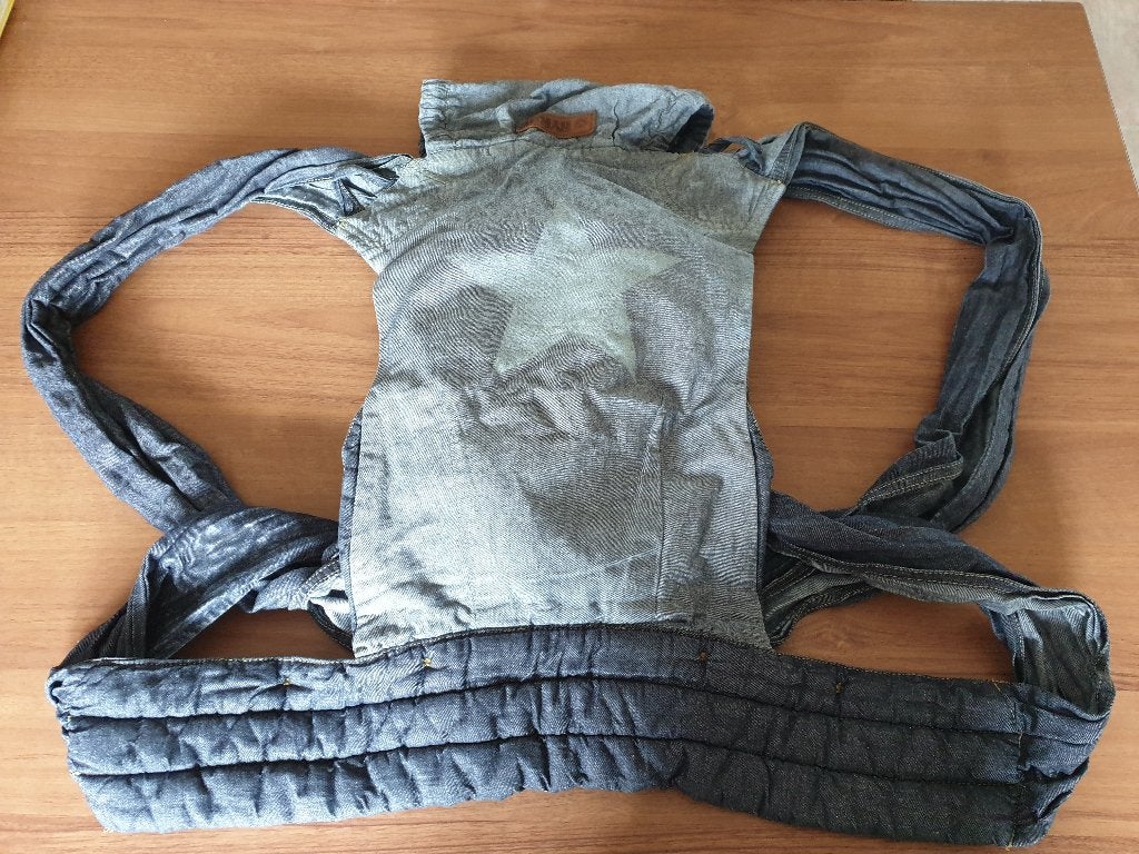 Mooie draagdoek van ByKay MeiTai deluxe denim, Overige merken, Draagdoek, Ophalen of Verzenden, Zo goed als nieuw