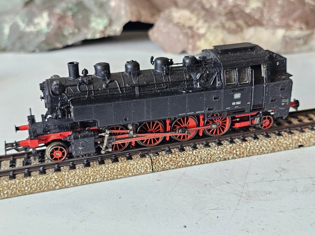 Modeltrein marklin Ho lokomotief BR-86 zgan digitaal, Wisselstroom, Locomotief, Ophalen of Verzenden, Zo goed als nieuw