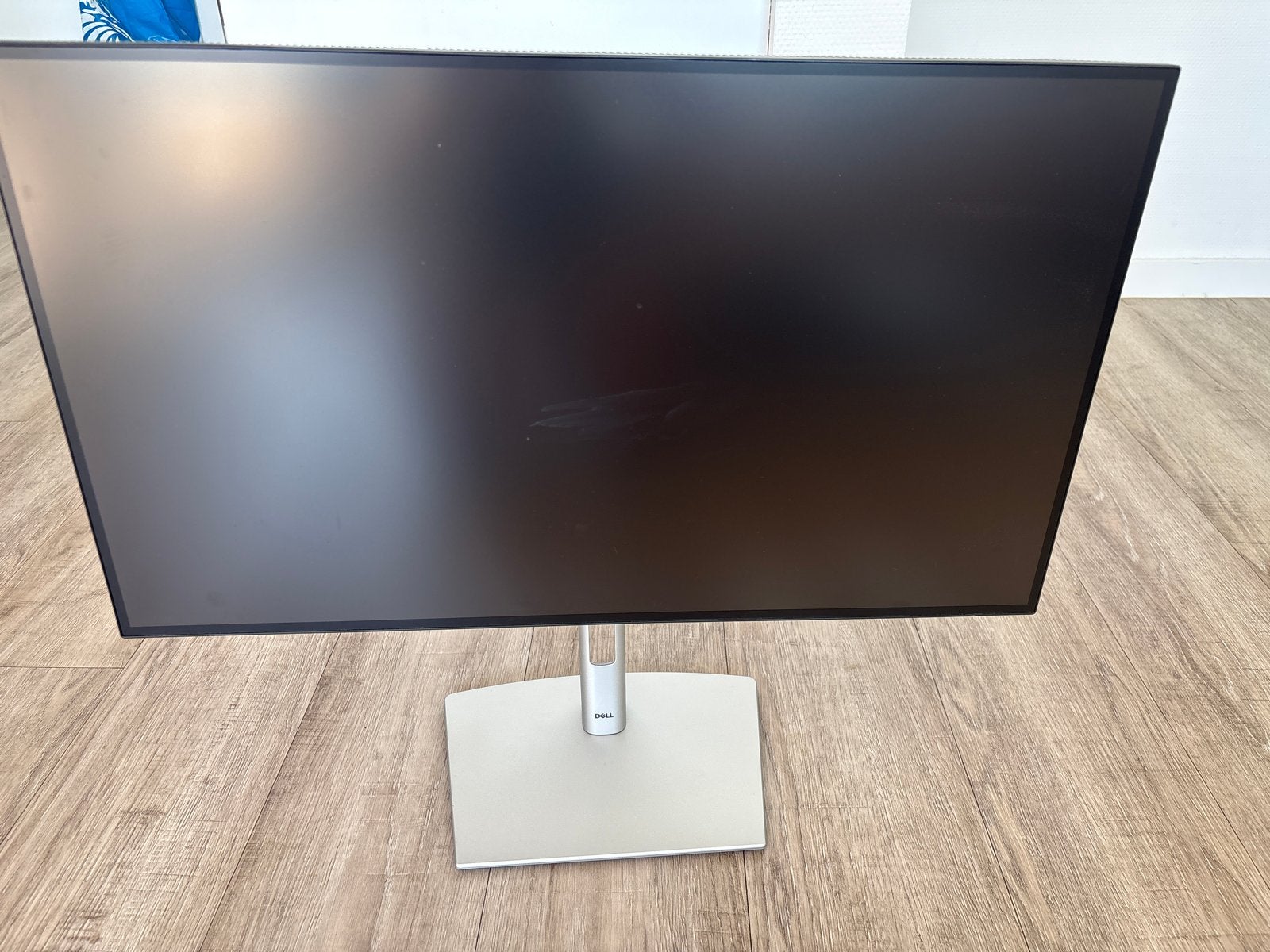 Dell U2724DE Monitor - 27" Thunderbolt hub, IPS, 101 t/m 150 Hz, In hoogte verstelbaar, Zo goed als nieuw