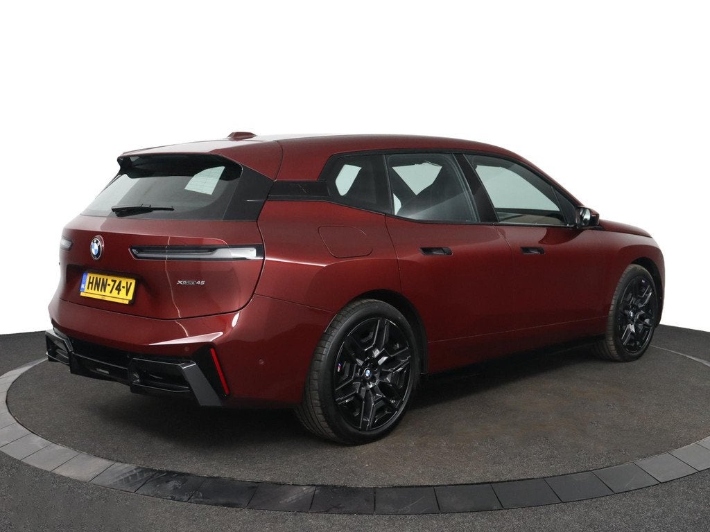 BMW iX xDrive45 101 kWh | SOH 100% | M Sportpakket Pro | Com, Auto's, BMW, Stof, Gebruikt, 101 kWh, Met garantie (alle)
