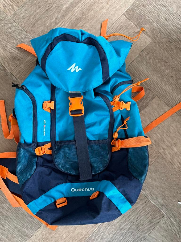 Quechua Forclaz Teen Trekking Rugzak - Blauw/Oranje, 25 tot 40 cm, Ophalen of Verzenden, Zo goed als nieuw, Trekking