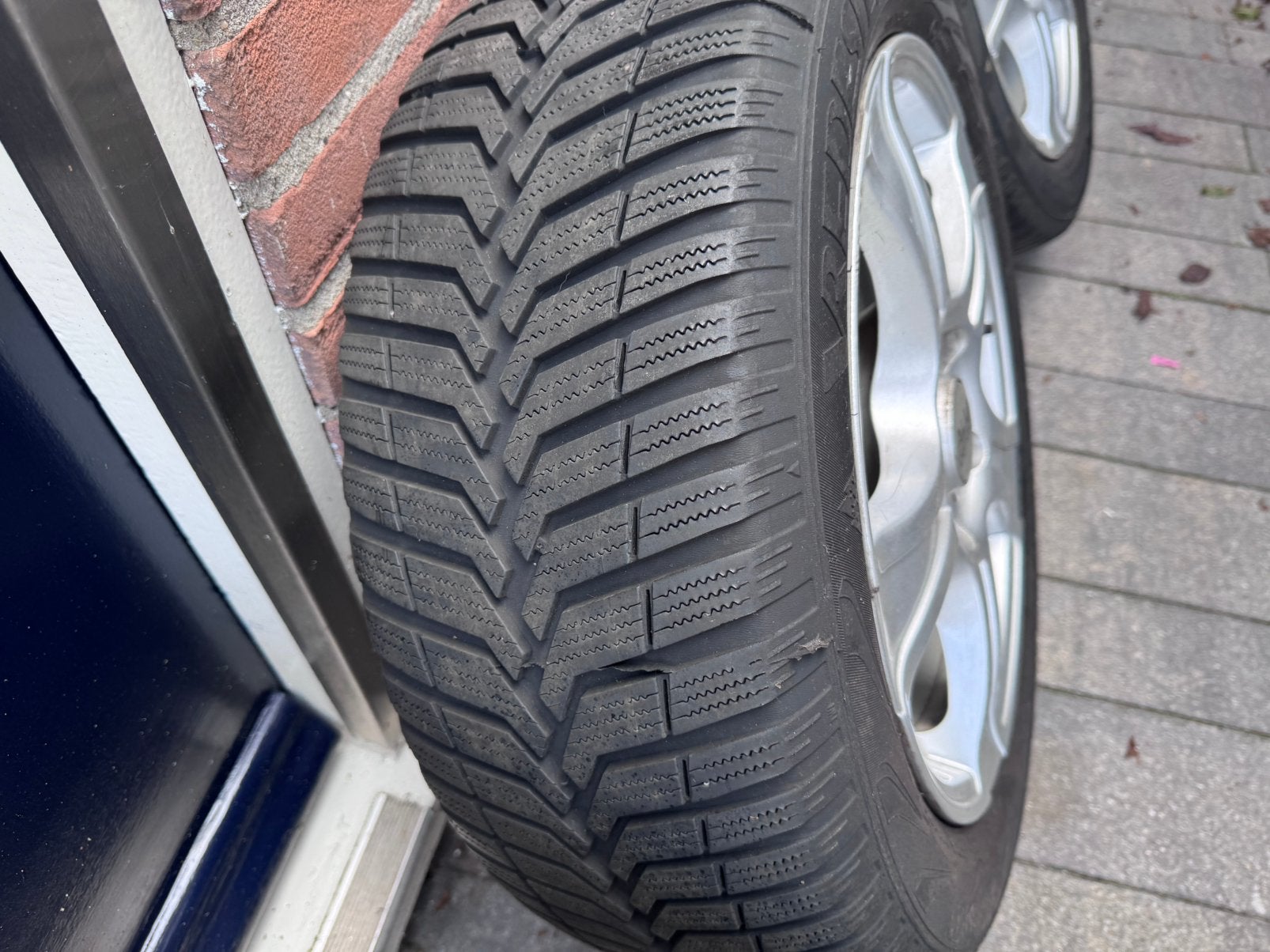 Velgen 16 inch Vw met vredestijn winterbanden, Ophalen, Velg(en), 16 inch, 205 mm