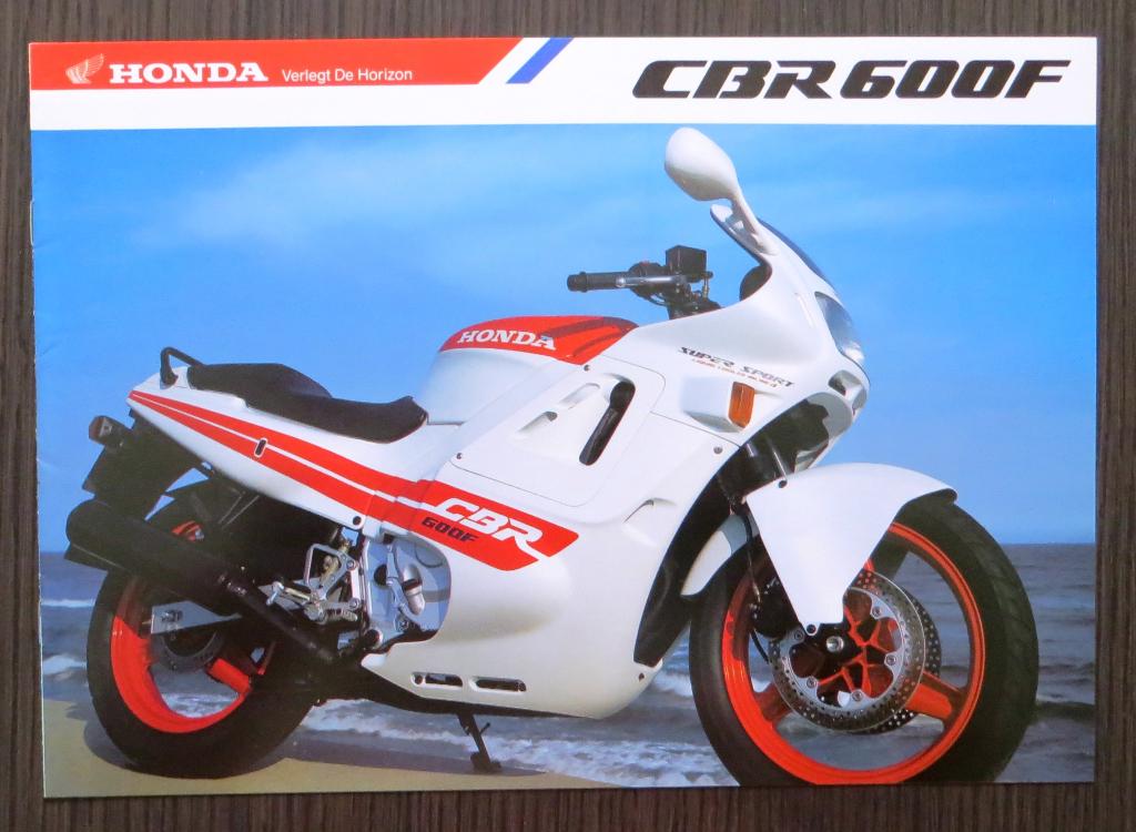 Folder Honda CBR 600 F - circa 1988 (Nederlands), Motoren, Verzenden, Honda