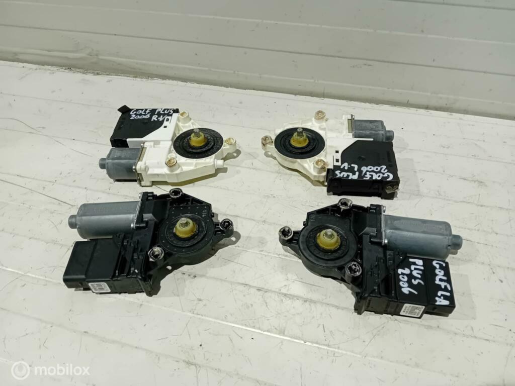Raammotor Volkswagen Golf Plus 5M1837401 5M1837402, Gebruikt, Ophalen of Verzenden