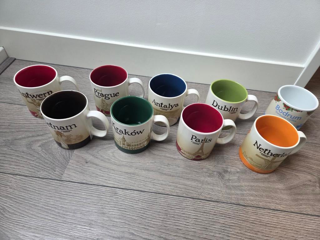 9 nieuwe starbucks mokken, Ophalen, Nieuw